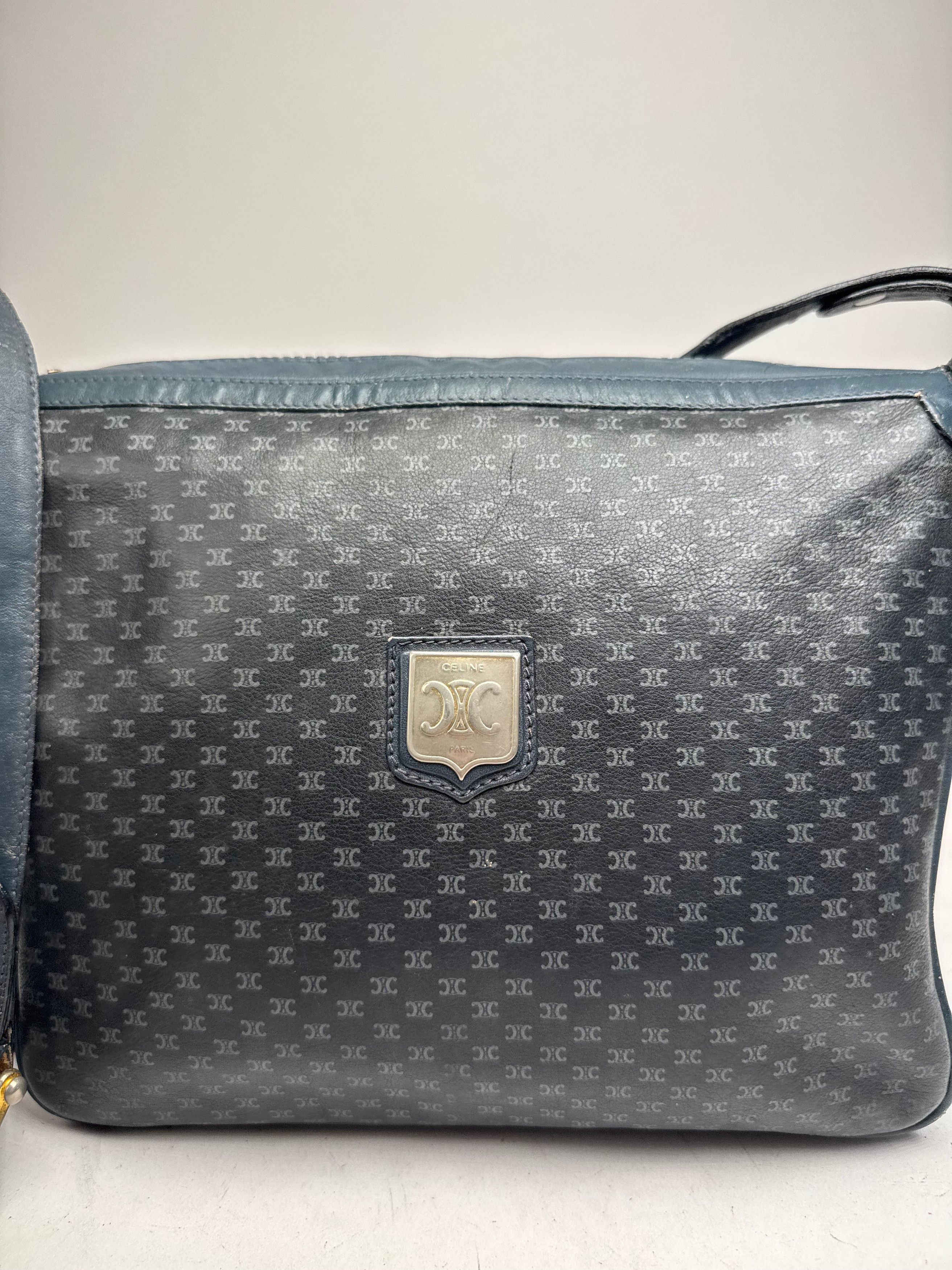 Celine Vintage Triomphe Monogram Leather Shoulder Bag navy Grey Size ONE SIZE - 13 Thumbnail