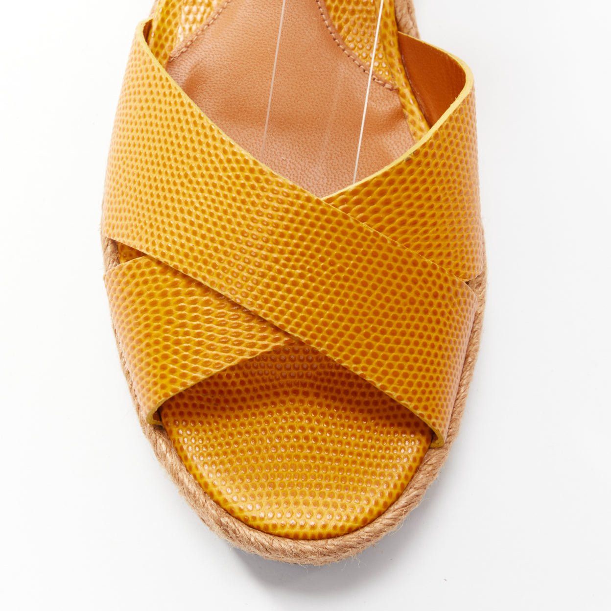 Fendi FENDI yellow embossed leather cross strap patent ankle strap jute sandal EU36.5 Size US 6.5 / IT 36.5 - 6 Thumbnail