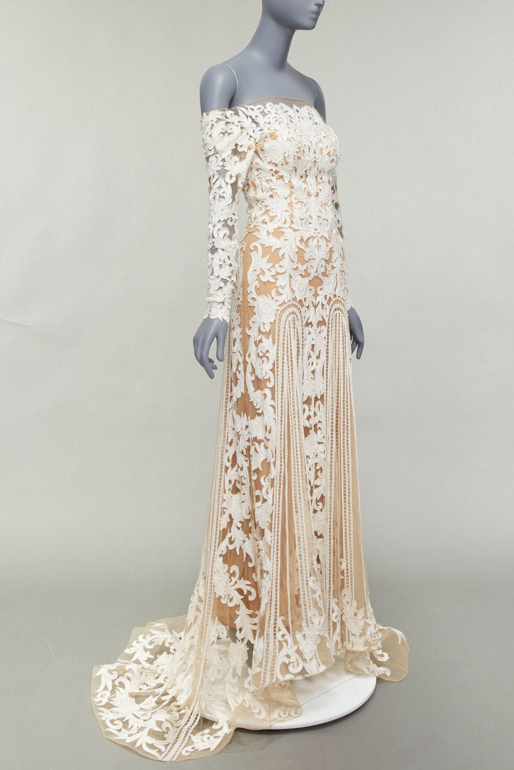 Zuhair Murad ZUHAIR MURAD Bridal 2015 Runway white pearl embellished wedding gown IT36 XXS Size XS / US 0-2 / IT 36-38 - 3 Thumbnail