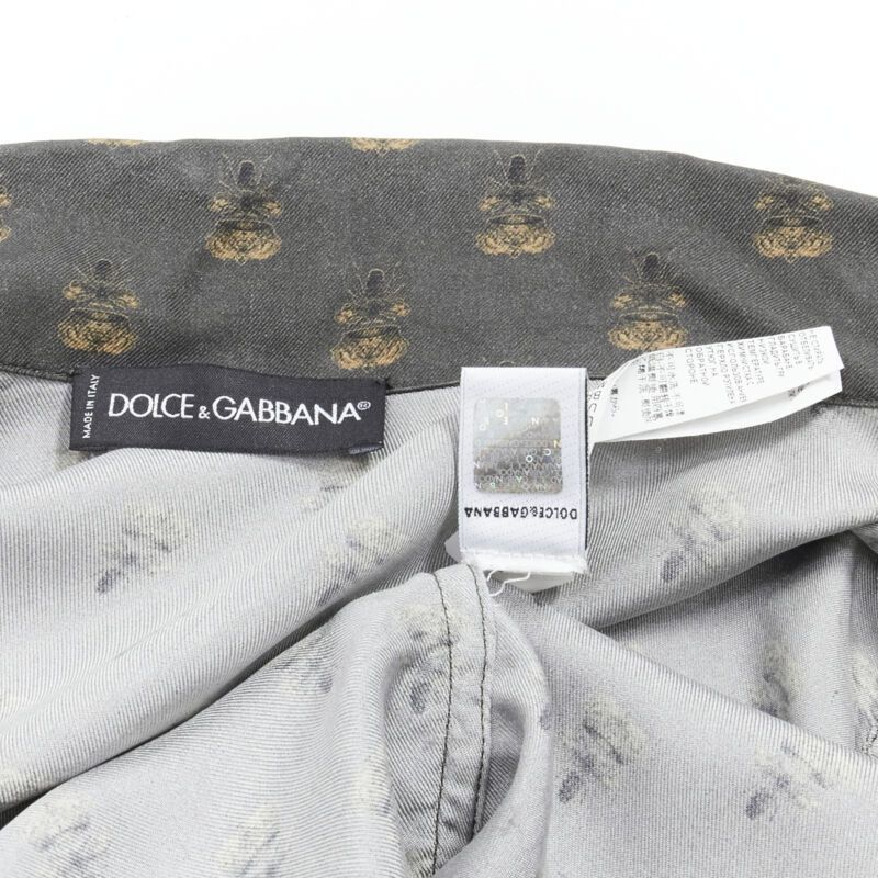 Dolce & Gabbana DOLCE GABBANA 100% silk grey Queen Bee print pajama shirt M Size M / US 6-8 / IT 42-44 - 9 Thumbnail