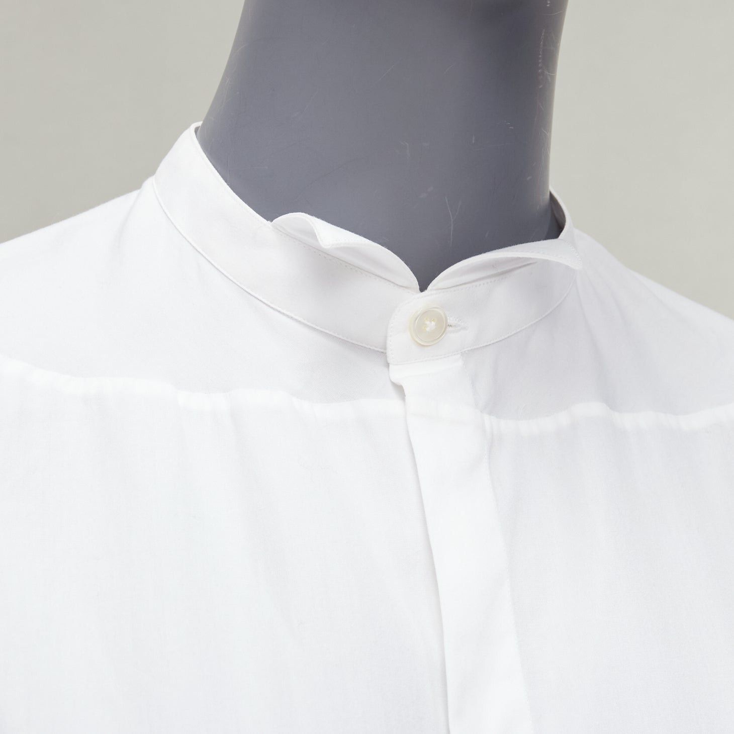 Lanvin LANVIN white 100% cotton bow tie collar plain dress shirt EU37 XS Size US S / EU 44-46 / 1 - 2 Thumbnail