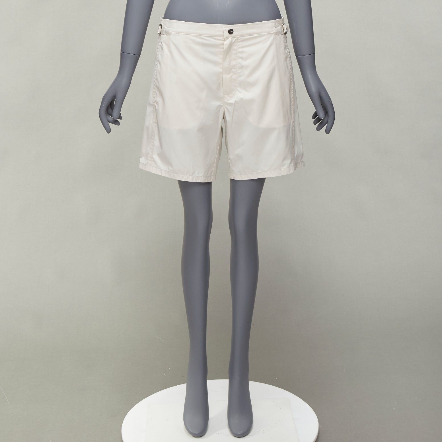 La Perla LA PERLA cream nylon silver buckle waist mesh lined safari shorts S Size 26" / US 2 / IT 38 - 9 Thumbnail
