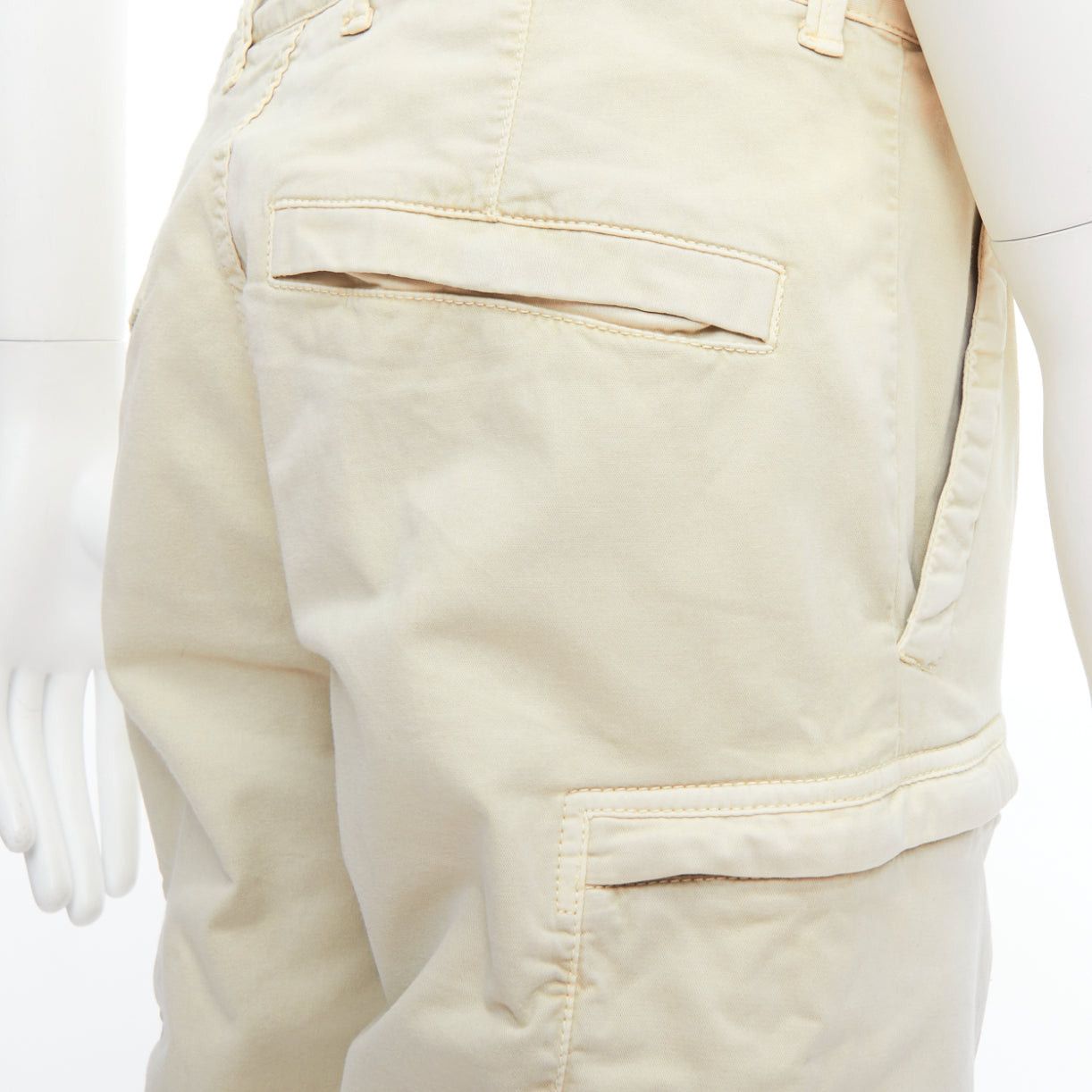 Stone Island STONE ISLAND 2020 stone washed cotton blend logo patch shorts 30" Size US 30 / EU 46 - 2 Thumbnail