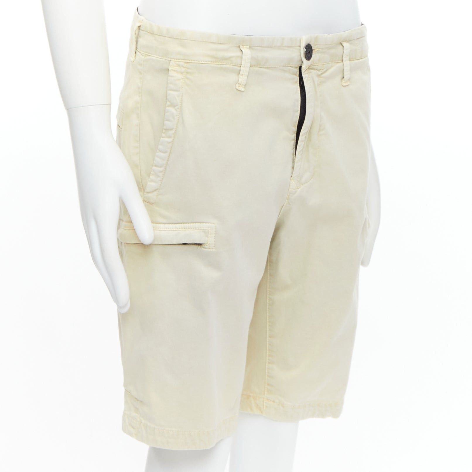 Stone Island STONE ISLAND 2020 stone washed cotton blend logo patch shorts 30" Size US 30 / EU 46 - 3 Thumbnail