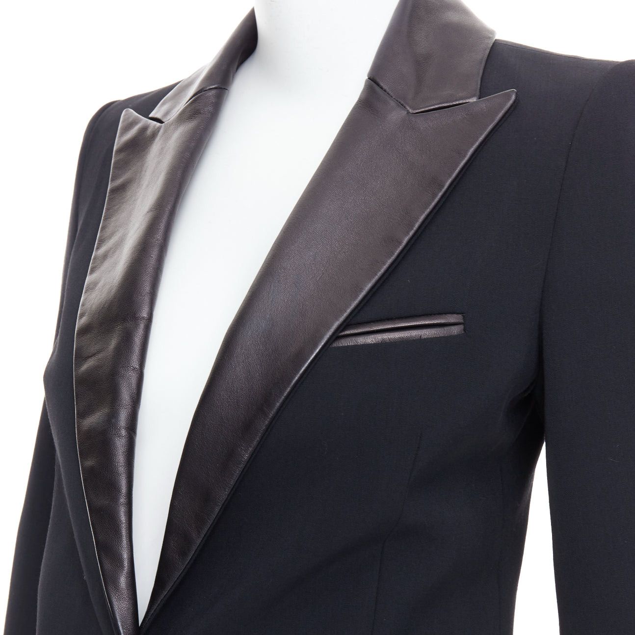 plein sud PLEIN SUD black soft leather peak collar geometric buttons blazer jacket Size XS / US 0-2 / IT 36-38 - 8 Thumbnail