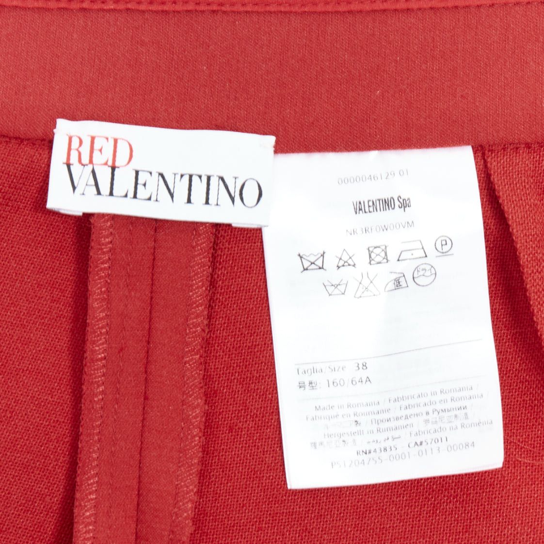 RED Valentino RED VALENTINO red ruffle hem high waisted shorts IT38 XS Size 26" / US 2 / IT 38 - 8 Thumbnail
