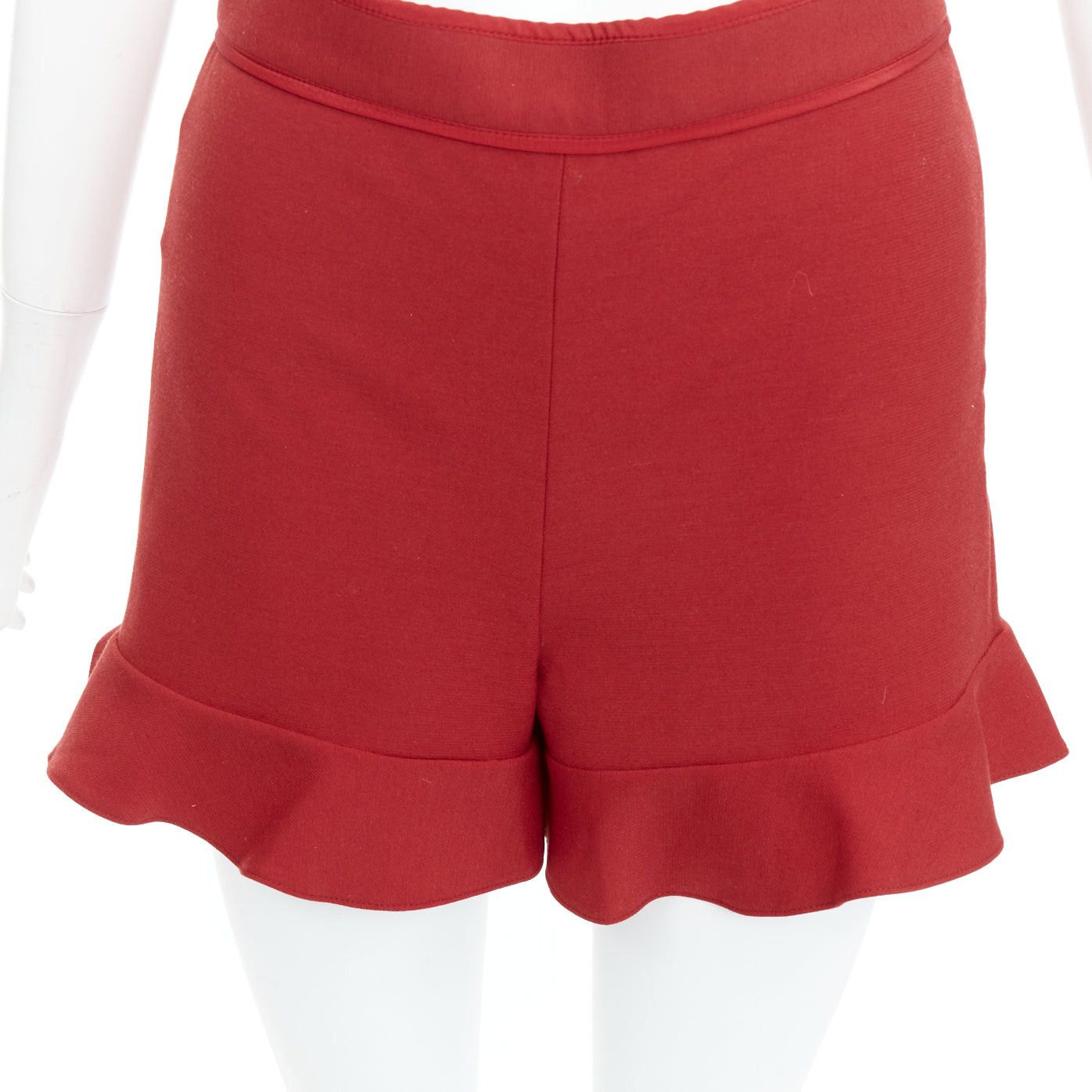 RED Valentino RED VALENTINO red ruffle hem high waisted shorts IT38 XS Size 26" / US 2 / IT 38 - 6 Thumbnail