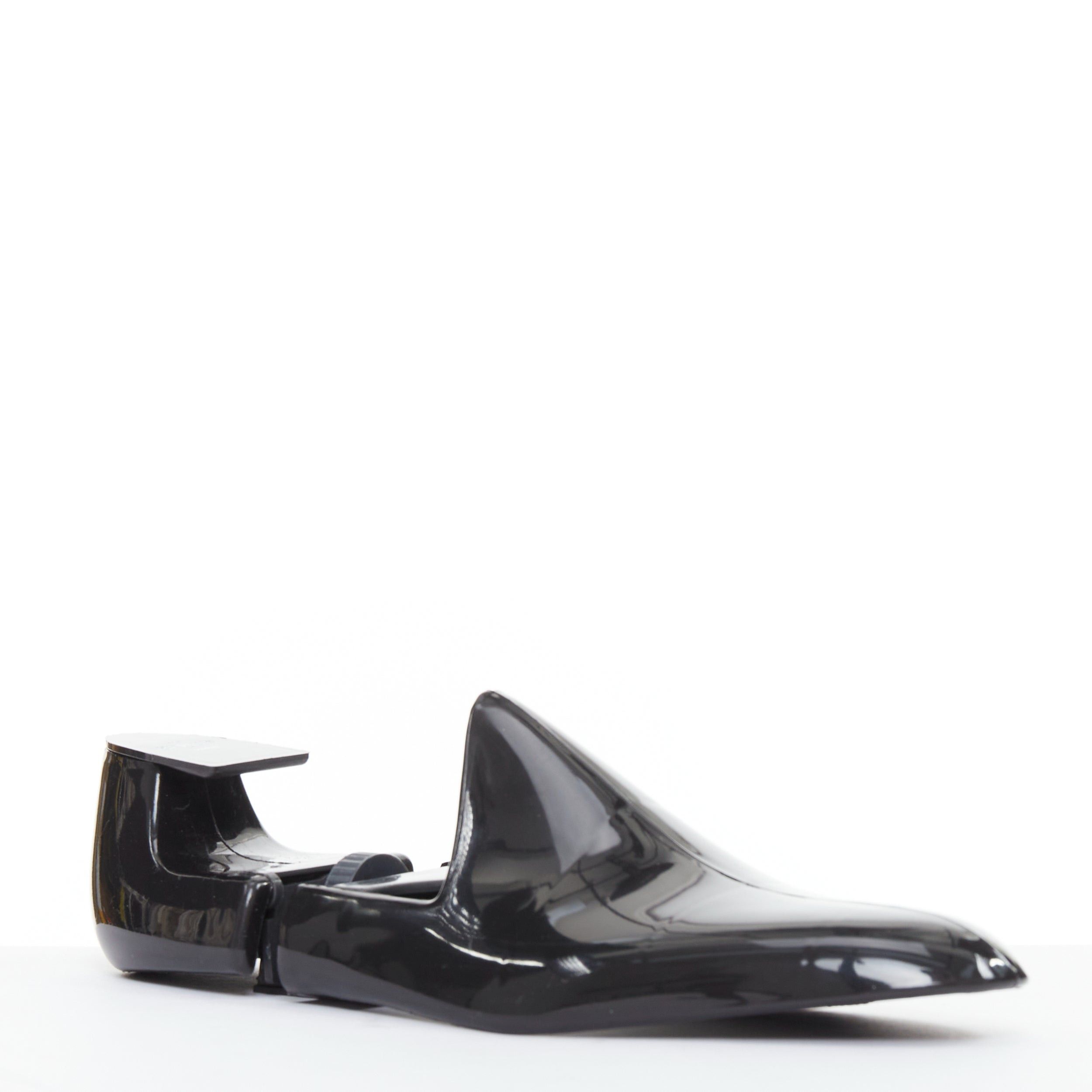 Berluti BERLUTI black glossy plastic white logo foldable shoe tree shape holder EU39-40 Size ONE SIZE - 3 Thumbnail