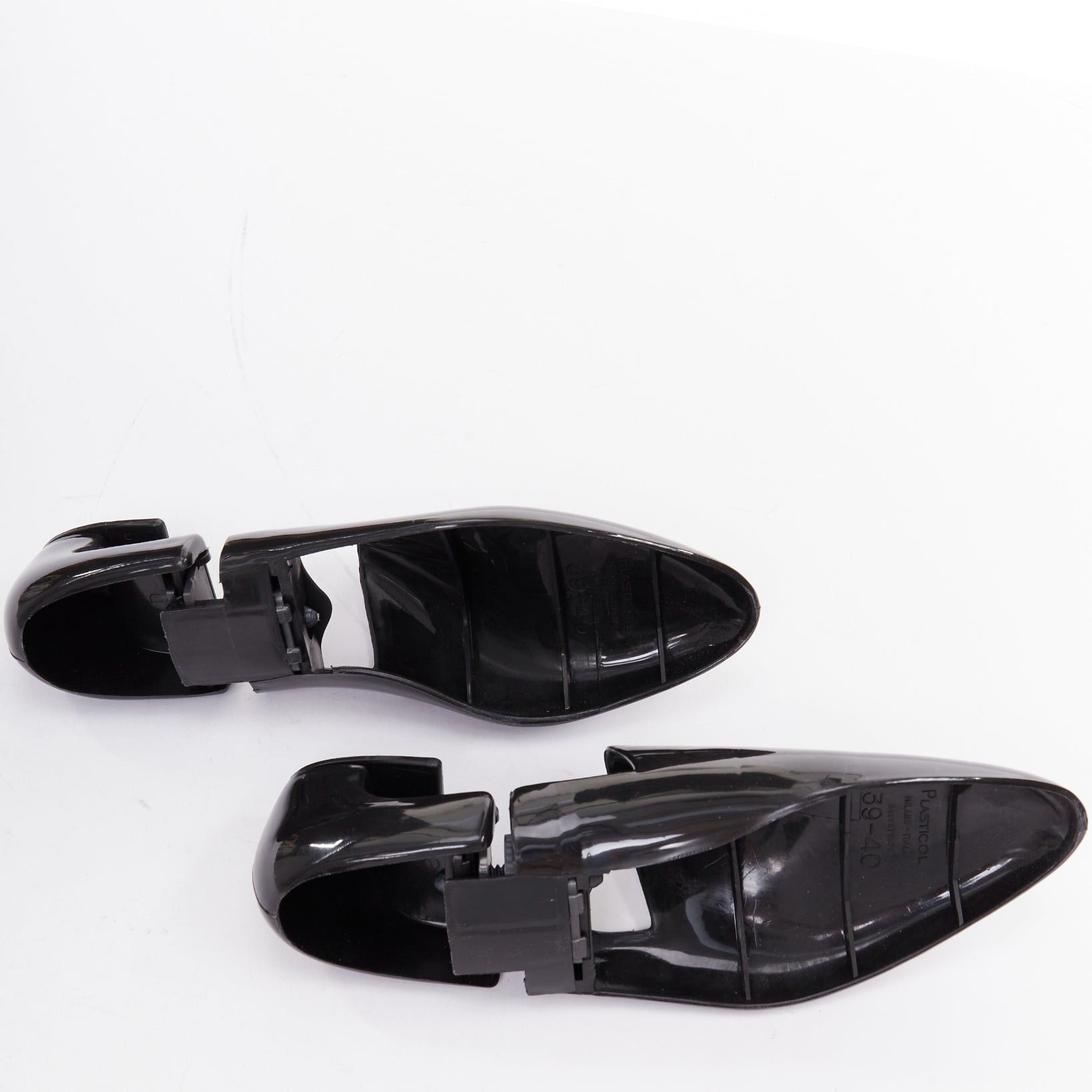 Berluti BERLUTI black glossy plastic white logo foldable shoe tree shape holder EU39-40 Size ONE SIZE - 11 Thumbnail