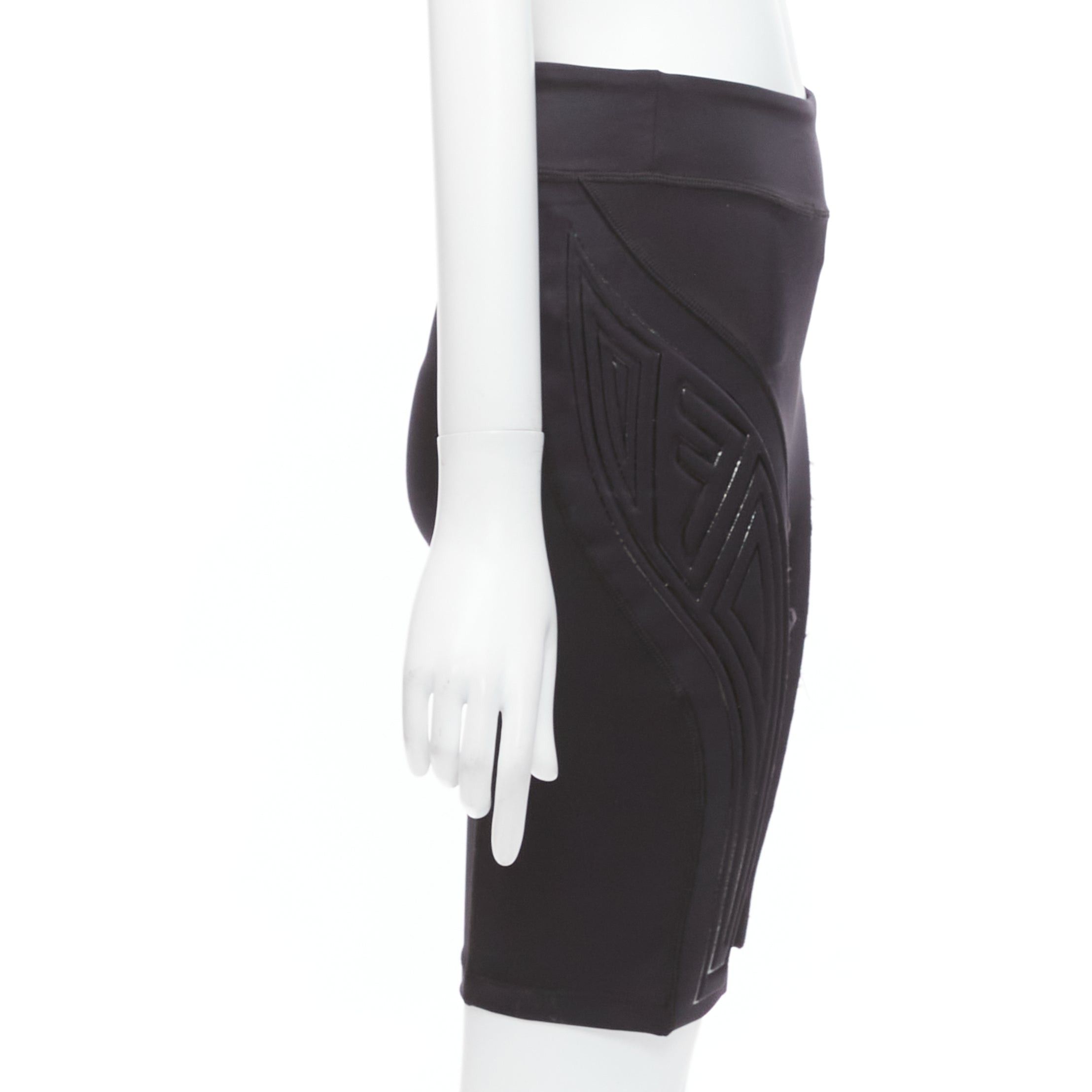 Fendi FENDI 2019 FFreedom black neoprene rubber compression biker shorts IT40 S Size 27" / US 4 / IT 40 - 4 Thumbnail