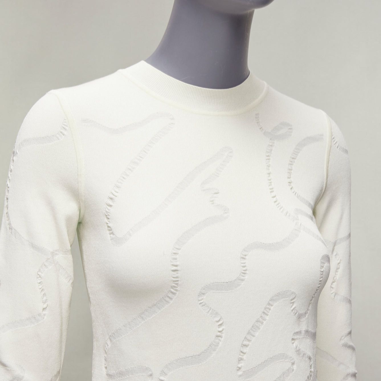 Helmut Lang HELMUT LANG cream wiggly line motive jacquard long sleeve sweater S Size S / US 4 / IT 40 - 2 Thumbnail