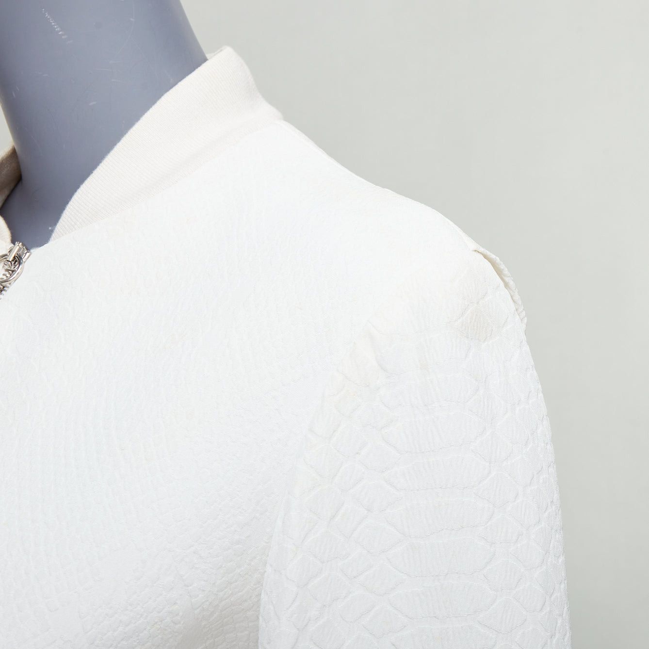 Stella McCartney STELLA MCCARTNEY 2013 white scale jacquard cropped bomber IT40 S Size S / US 4 / IT 40 - 2 Thumbnail