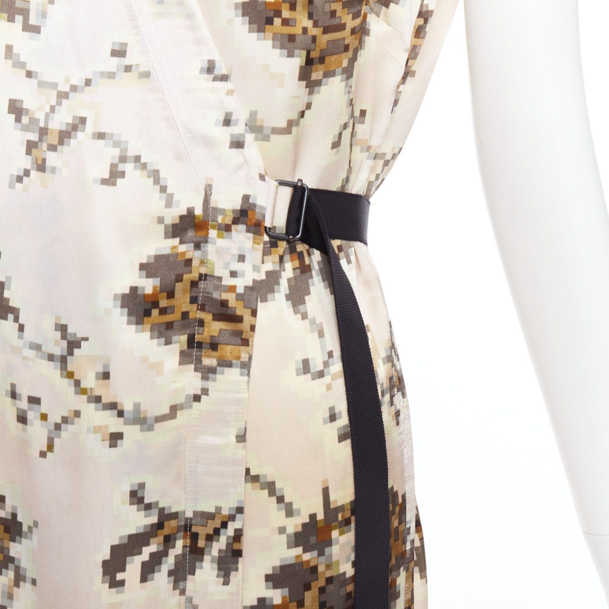Dries Van Noten DRIES VAN NOTEN multicolor pixelated contrast print satin belted dress FR38 M Size M / US 6-8 / IT 42-44 - 2 Thumbnail