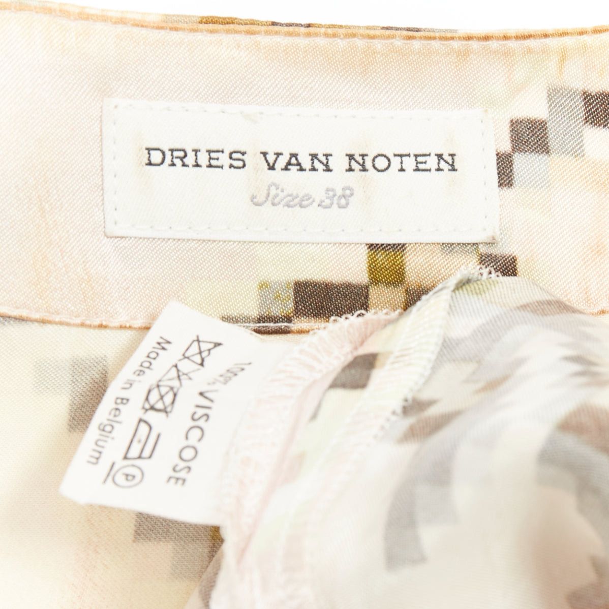 Dries Van Noten DRIES VAN NOTEN multicolor pixelated contrast print satin belted dress FR38 M Size M / US 6-8 / IT 42-44 - 8 Thumbnail