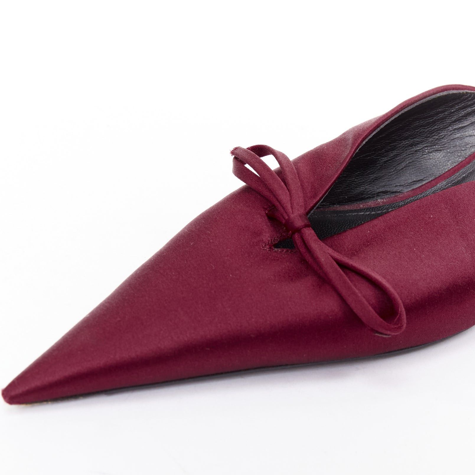 Balenciaga BALENCIAGA Demna Knife Mules burgundy satin bow pointy kitten heels EU38.5 Size US 8.5 / IT 38.5 - 7 Thumbnail