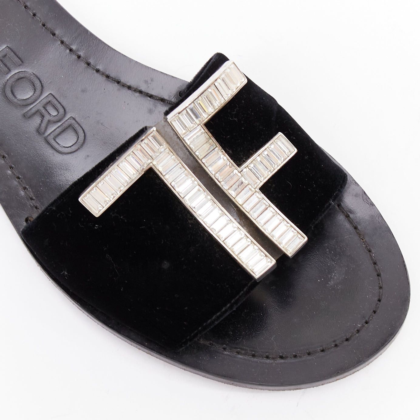 Tom Ford TOM FORD black velvet silver big crystal TF embellished flat sandals EU38 Size US 8 / IT 38 - 7 Thumbnail