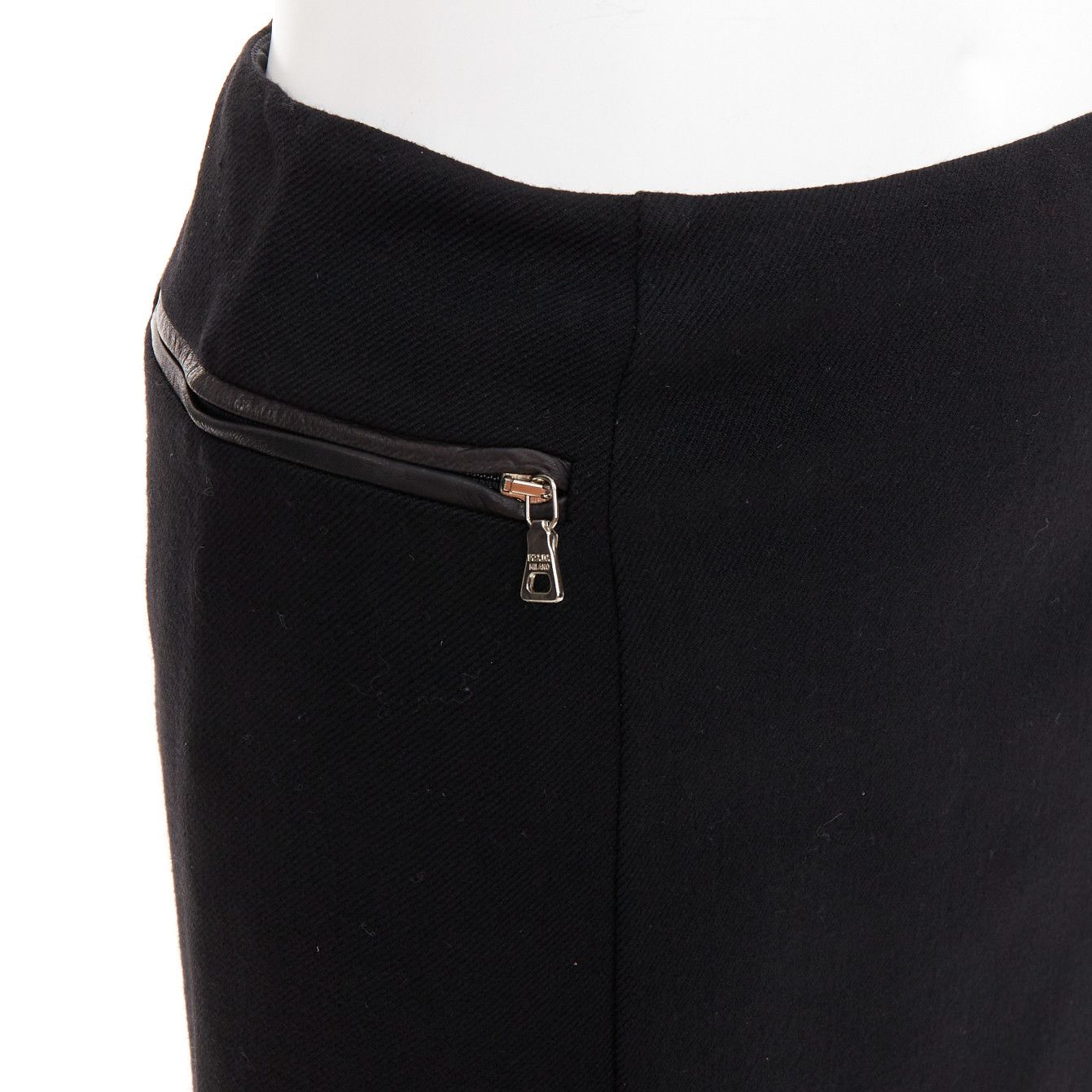Prada PRADA Vintage black wool minimal linear leather trim zip pocket pencil skirt IT38 XS Size 26" / US 2 / IT 38 - 2 Thumbnail