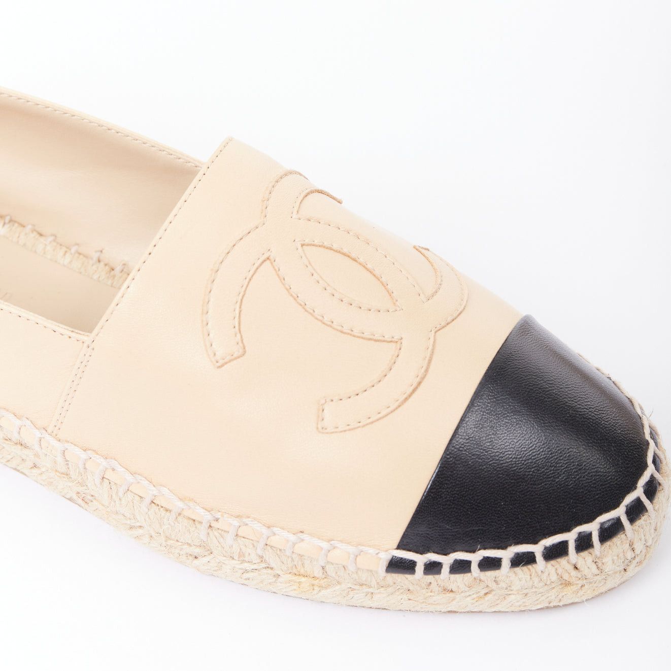 Chanel CHANEL nude lamb leather CC logo black toe cap beige espadrille shoes EU38 Size US 8 / IT 38 - 7 Thumbnail