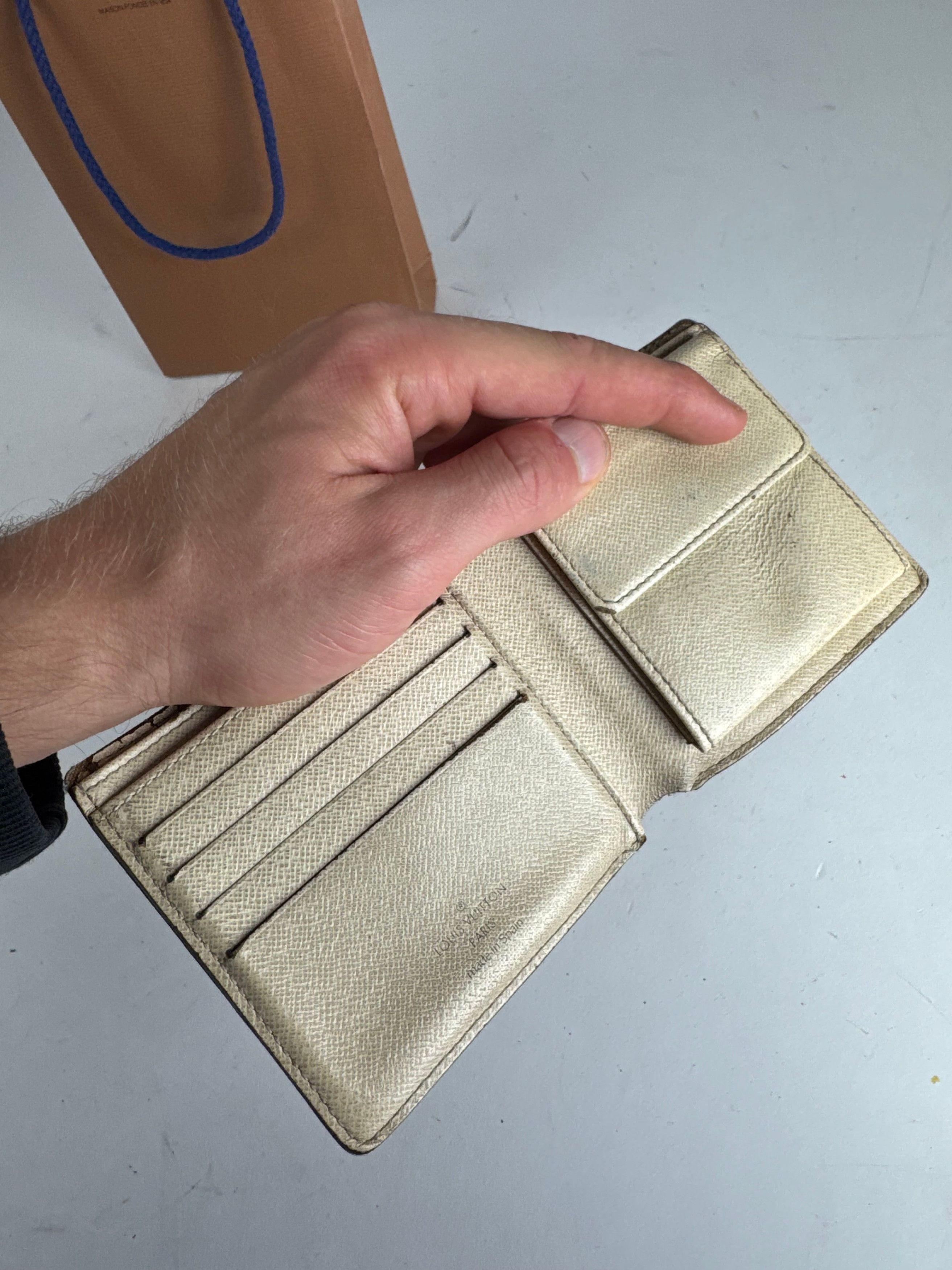 Louis Vuitton Vintage Damier Monogram Flapable Wallet Grey White Size ONE SIZE - 4 Thumbnail