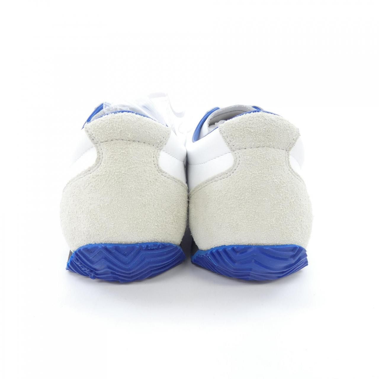 Other Other Converse Sneakers Others Shoes 34202321 DUTY FREE for USA Size ONE SIZE - 5 Thumbnail