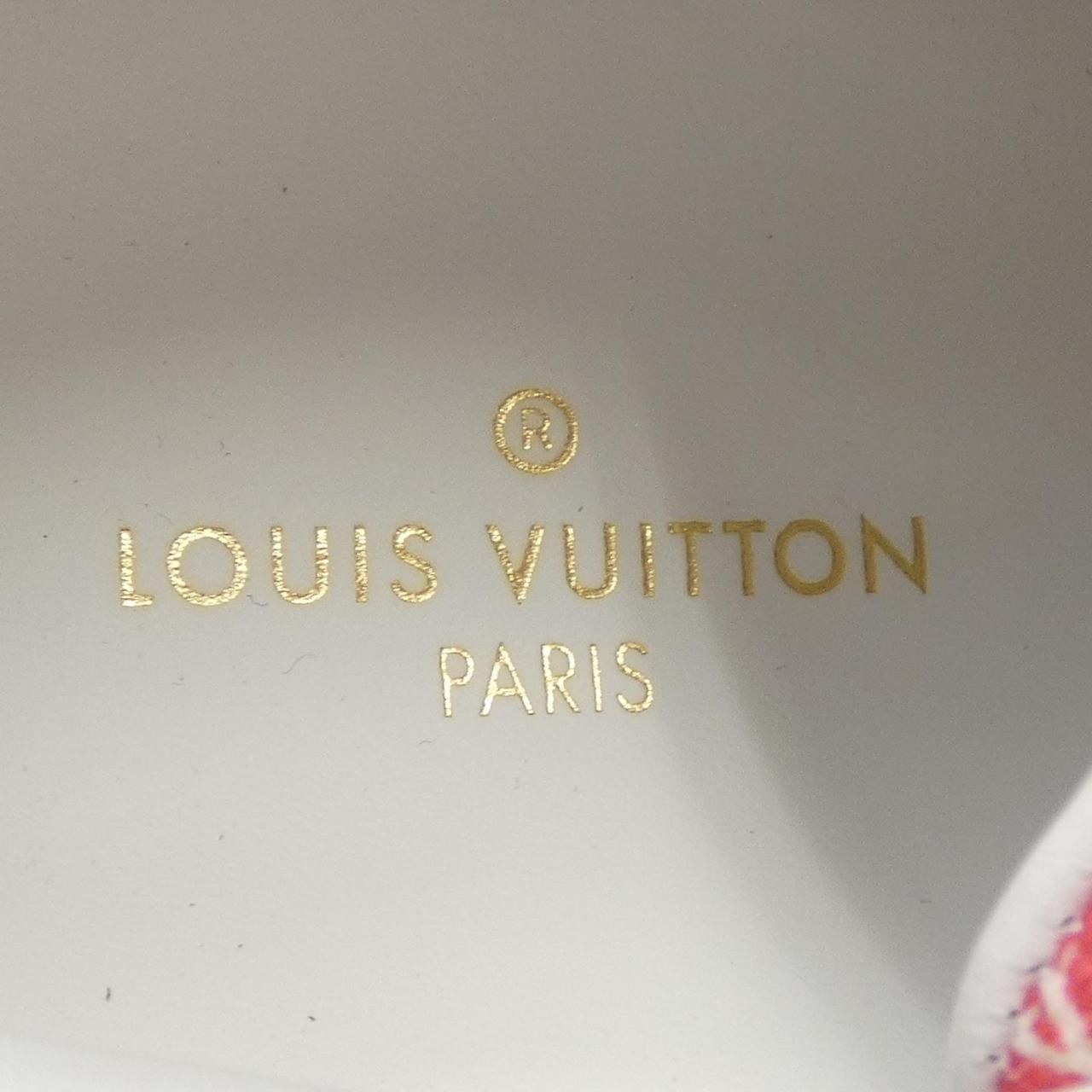 Louis Vuitton Louis Vuitton Louis Vuitton LV Escale Stellar Line Monogram Sneakers Canvas Shoes DUTY FREE for USA Size ONE SIZE - 6 Thumbnail