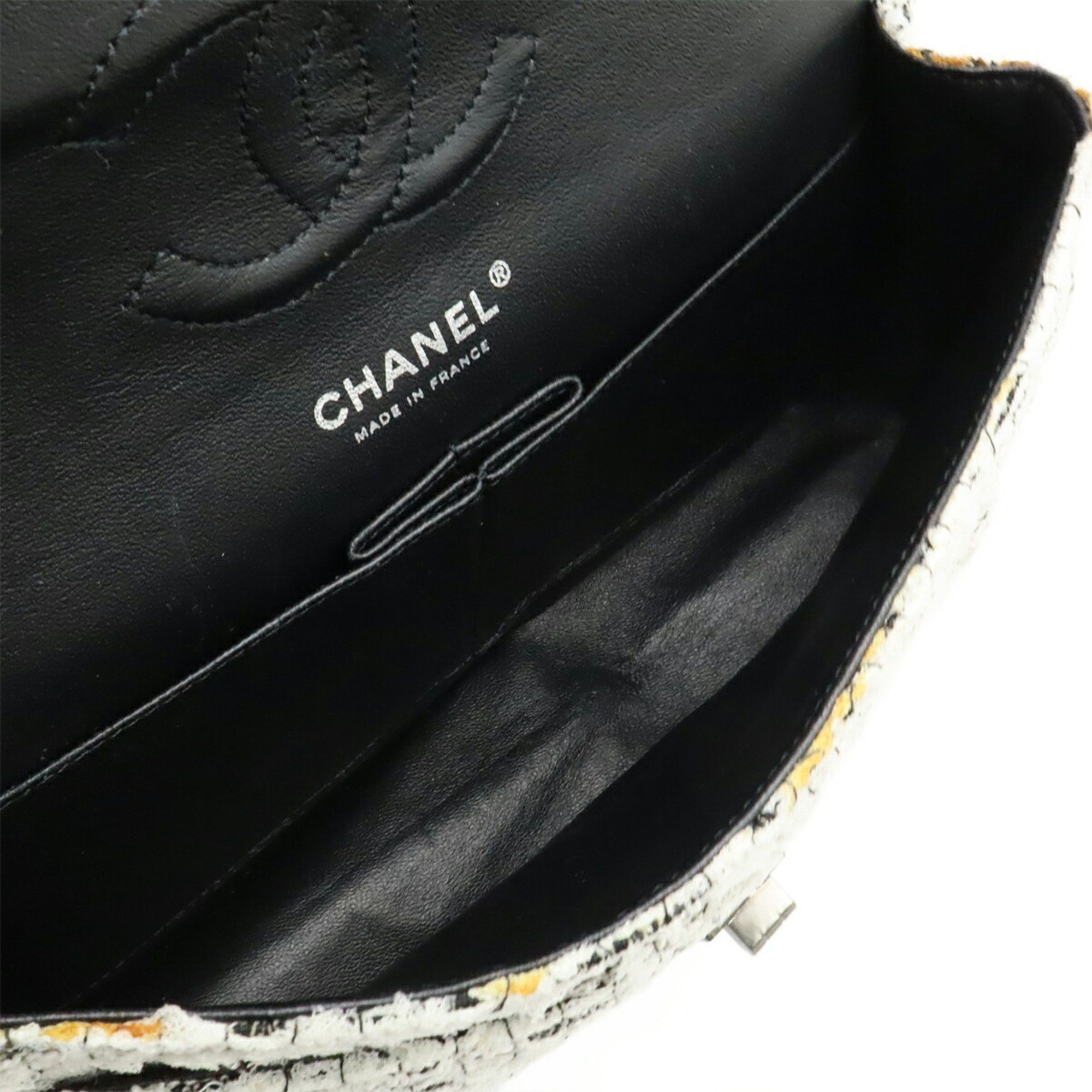 Chanel CHANEL 2.55 Tweed Double Flap Chain Shoulder Bag with Flower Motif, White and Black Leather Size ONE SIZE - 9 Thumbnail