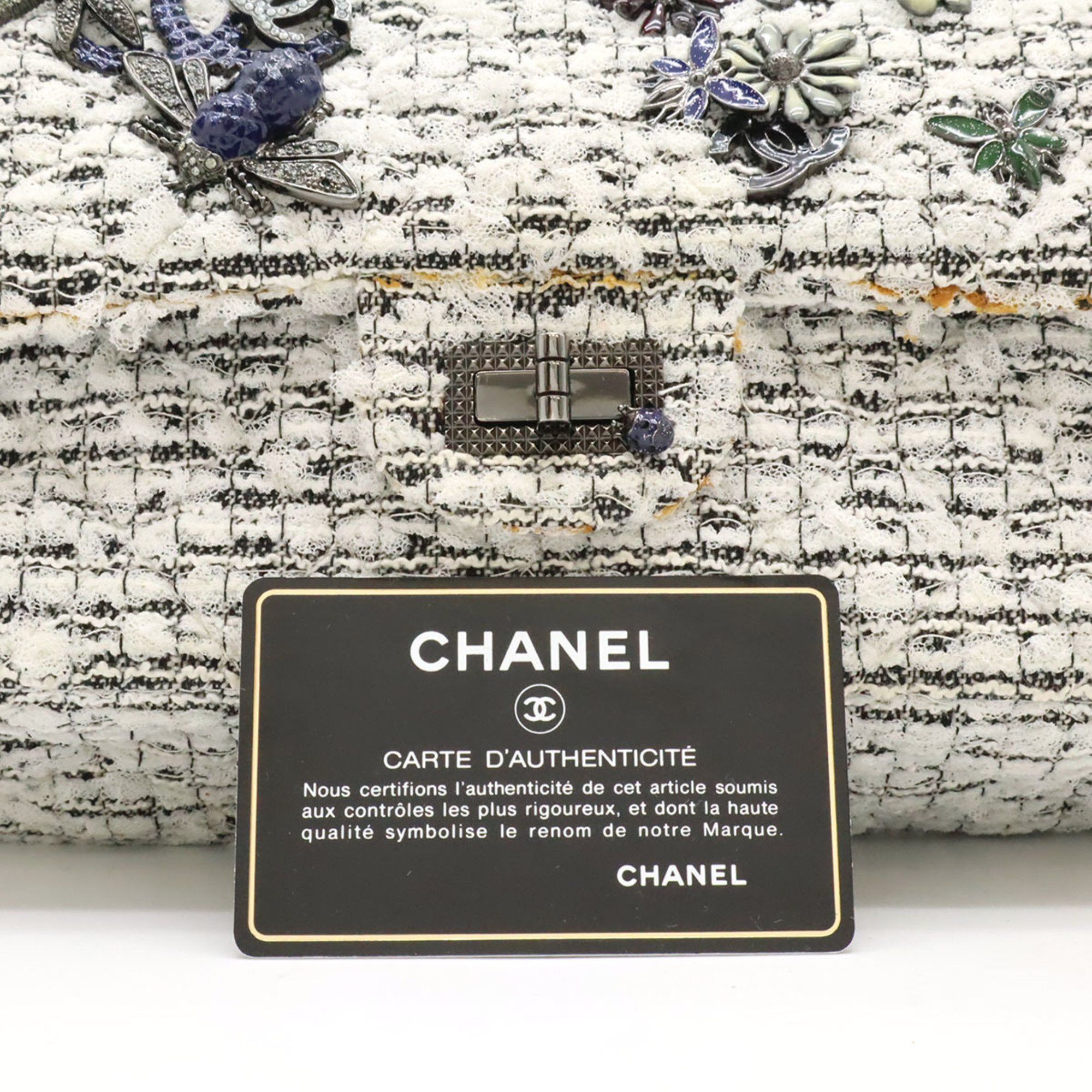 Chanel CHANEL 2.55 Tweed Double Flap Chain Shoulder Bag with Flower Motif, White and Black Leather Size ONE SIZE - 10 Thumbnail