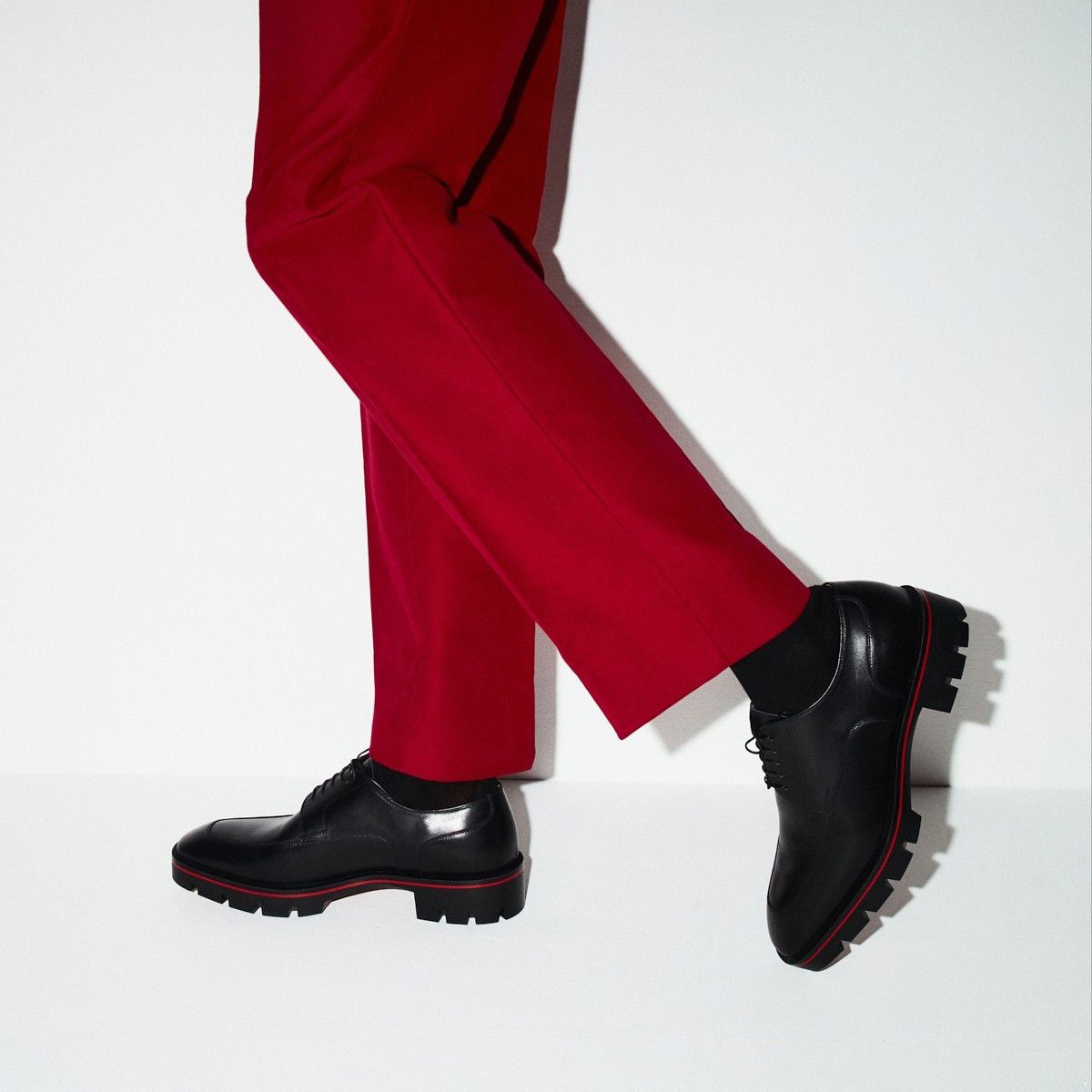 Christian Louboutin davisol in black Size US 8 / EU 41 - 2 Thumbnail