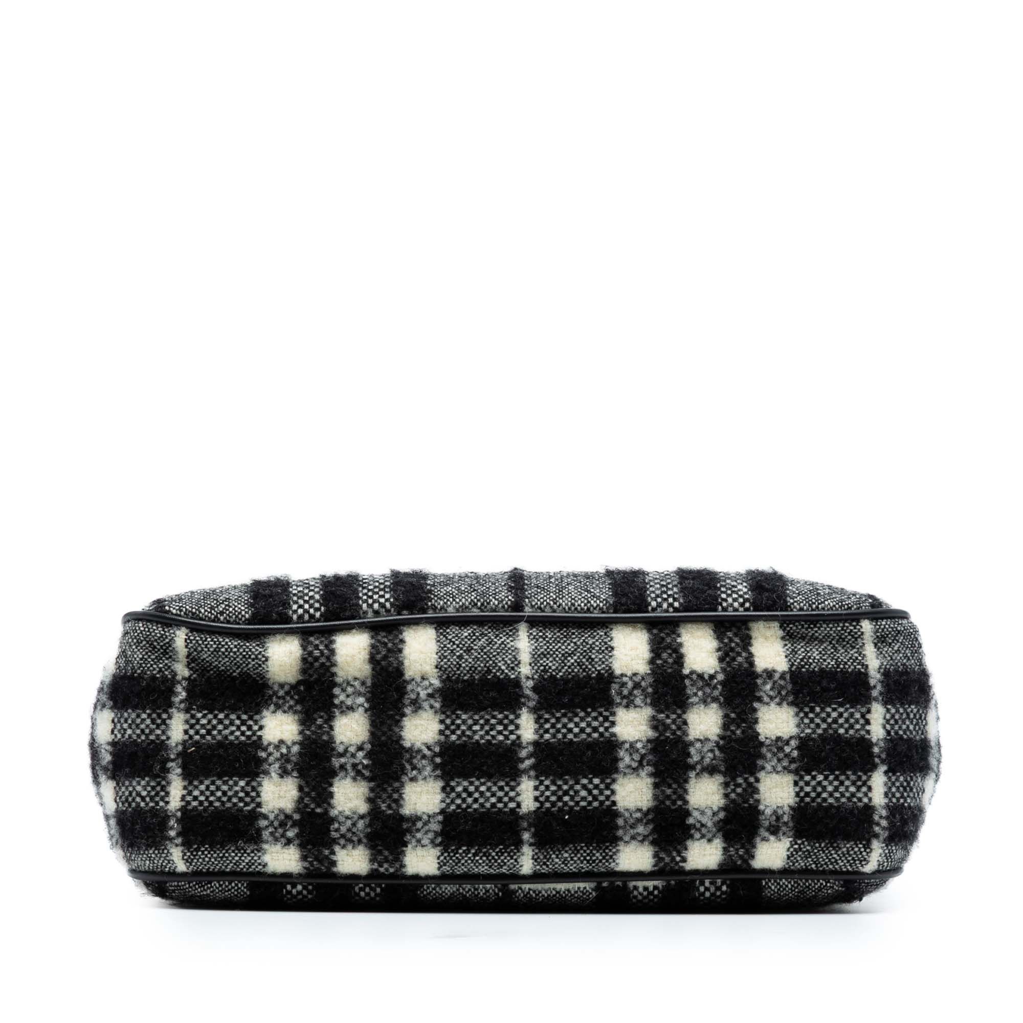 Burberry Burberry Vintage Check Wool Shoulder Bag Size ONE SIZE - 3 Thumbnail