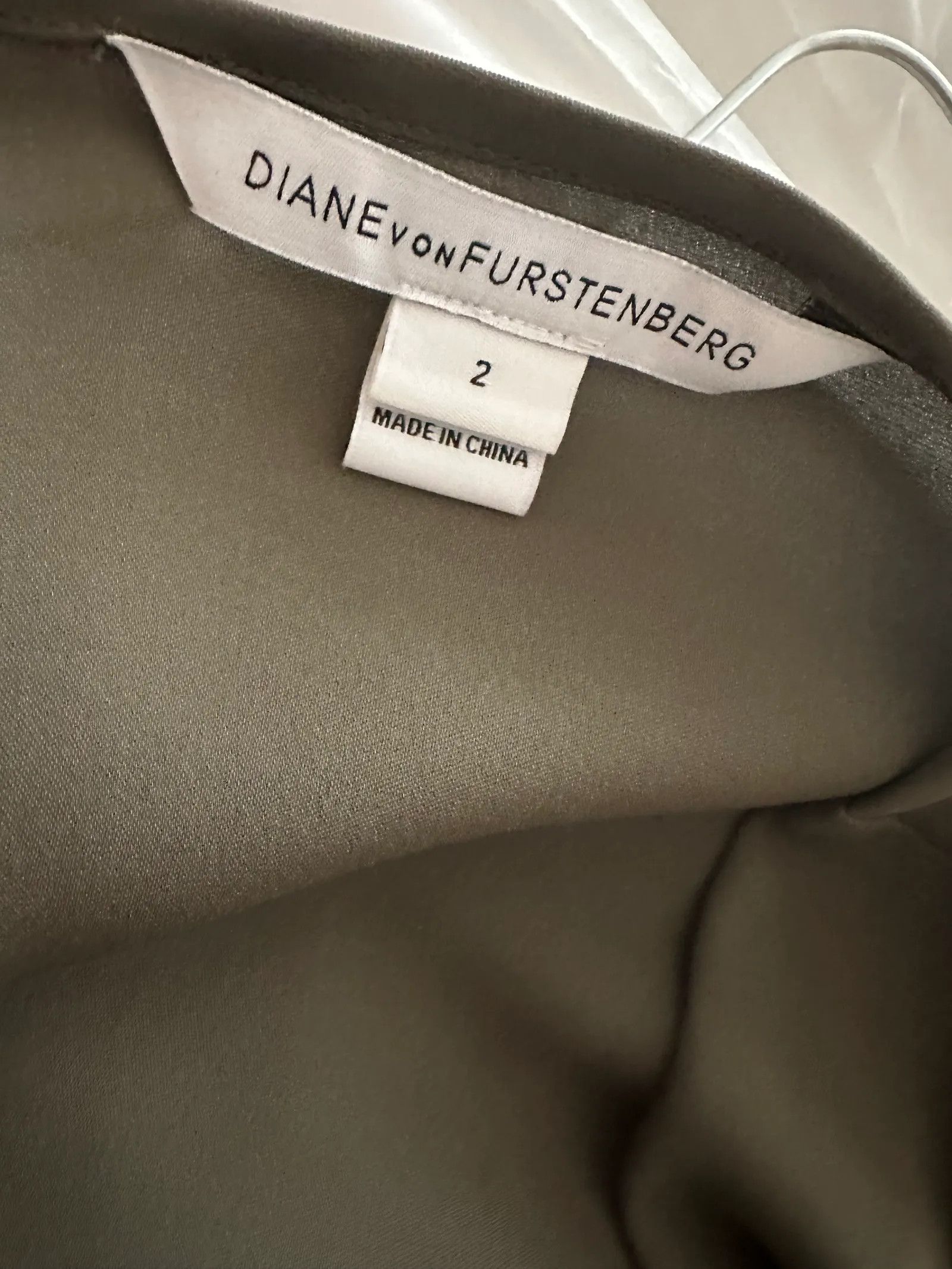 Diane von Furstenberg Diane von Furstenberg Blouse Size XS / US 0-2 / IT 36-38 - 4 Thumbnail