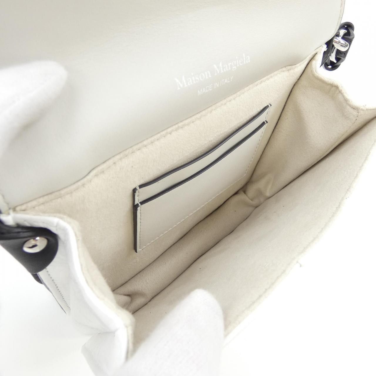 Maison Margiela Maison Martin Margiela Maison Margiela SB3WG0007 Bag Others Crossbody Bag SB3WG0007 DUTY FREE for USA Size ONE SIZE - 6 Thumbnail