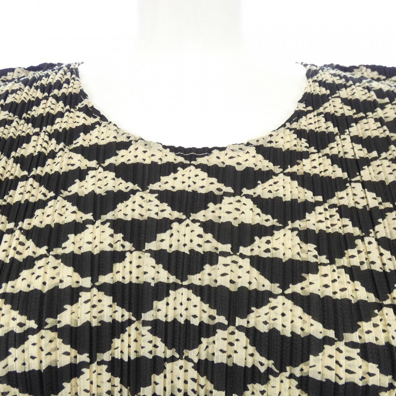 Issey Miyake Issey Miyake Pleats Please Top Others Tops PP82-JK533 DUTY FREE for USA Size ONE SIZE - 4 Thumbnail