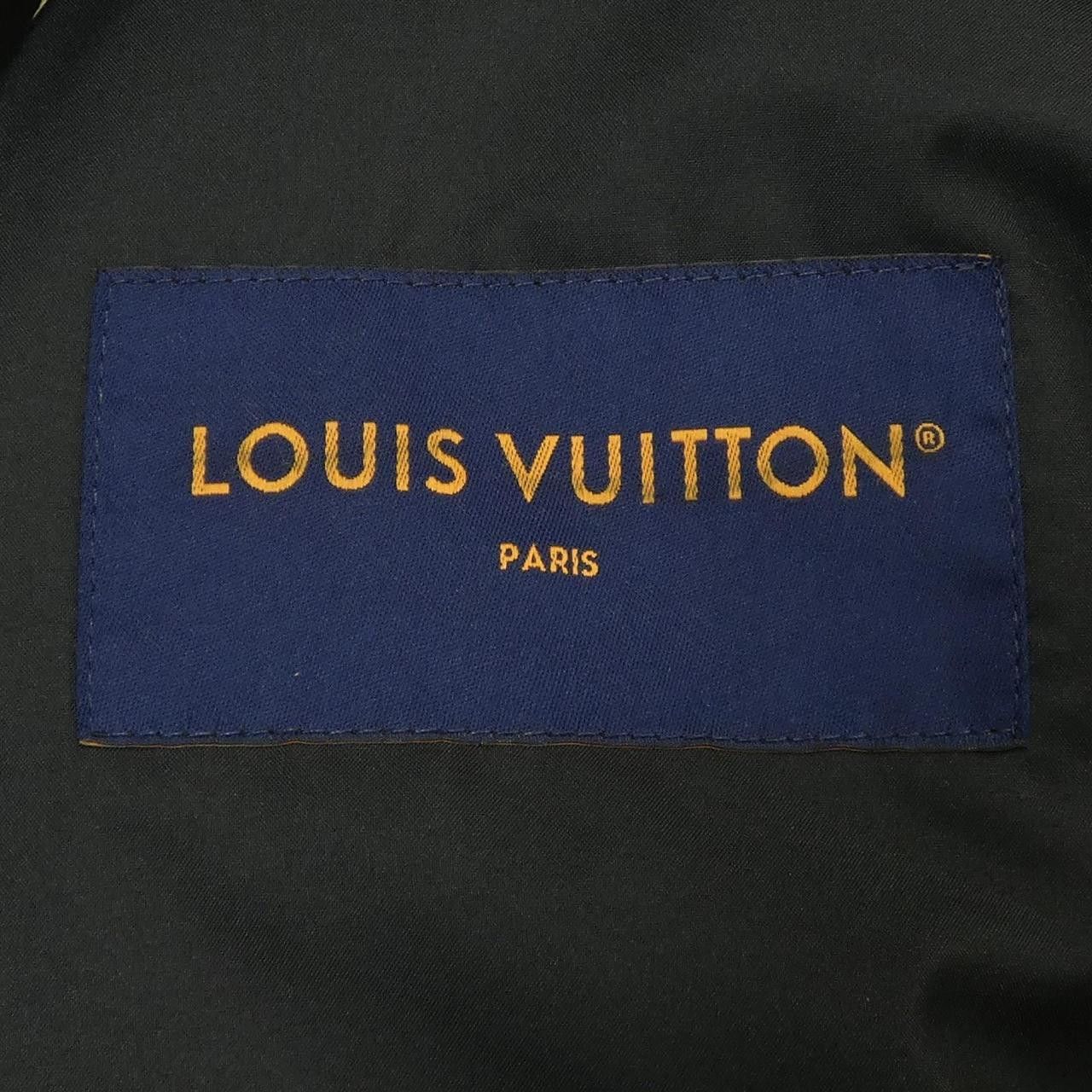 Louis Vuitton Louis Vuitton Louis Vuitton HPB16EZS0 Blouson Others Outerwear HPB16EZS0 DUTY FREE for USA Size ONE SIZE - 5 Thumbnail