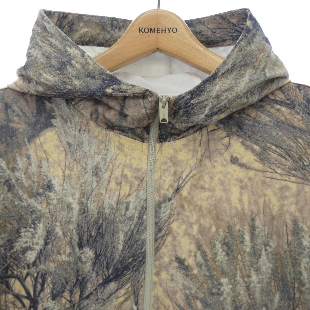 Other Other Yeezy SEASON4 Hoodie Cotton Sweatshirts & Hoodies SEASON4 DUTY FREE for USA Size ONE SIZE - 5 Thumbnail