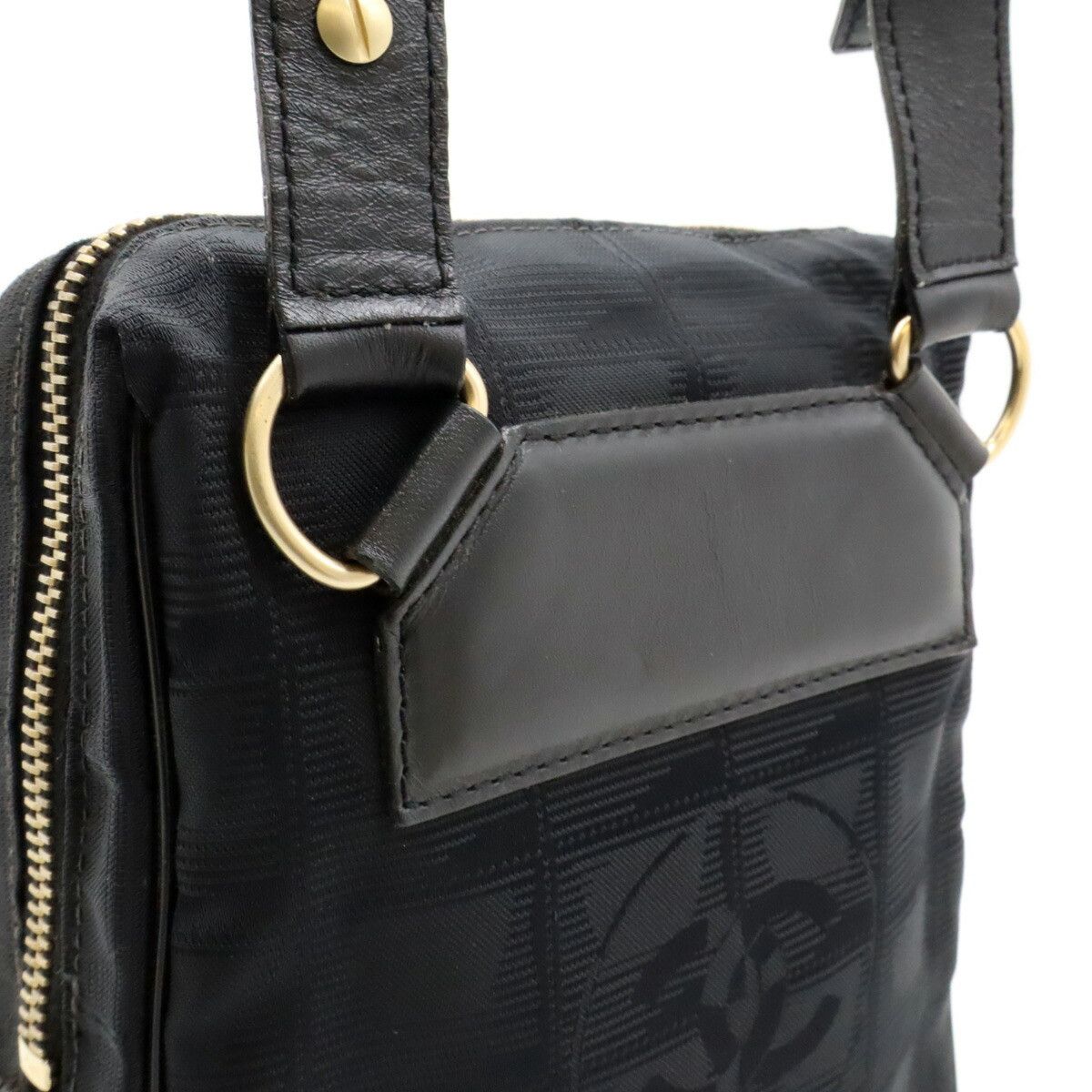 Chanel Chanel Chanel Nylon Jacquard New Travel Line Shoulder Bag A20513 Leather Shoulder Bag A20513 DUTY FREE for USA Size ONE SIZE - 8 Thumbnail