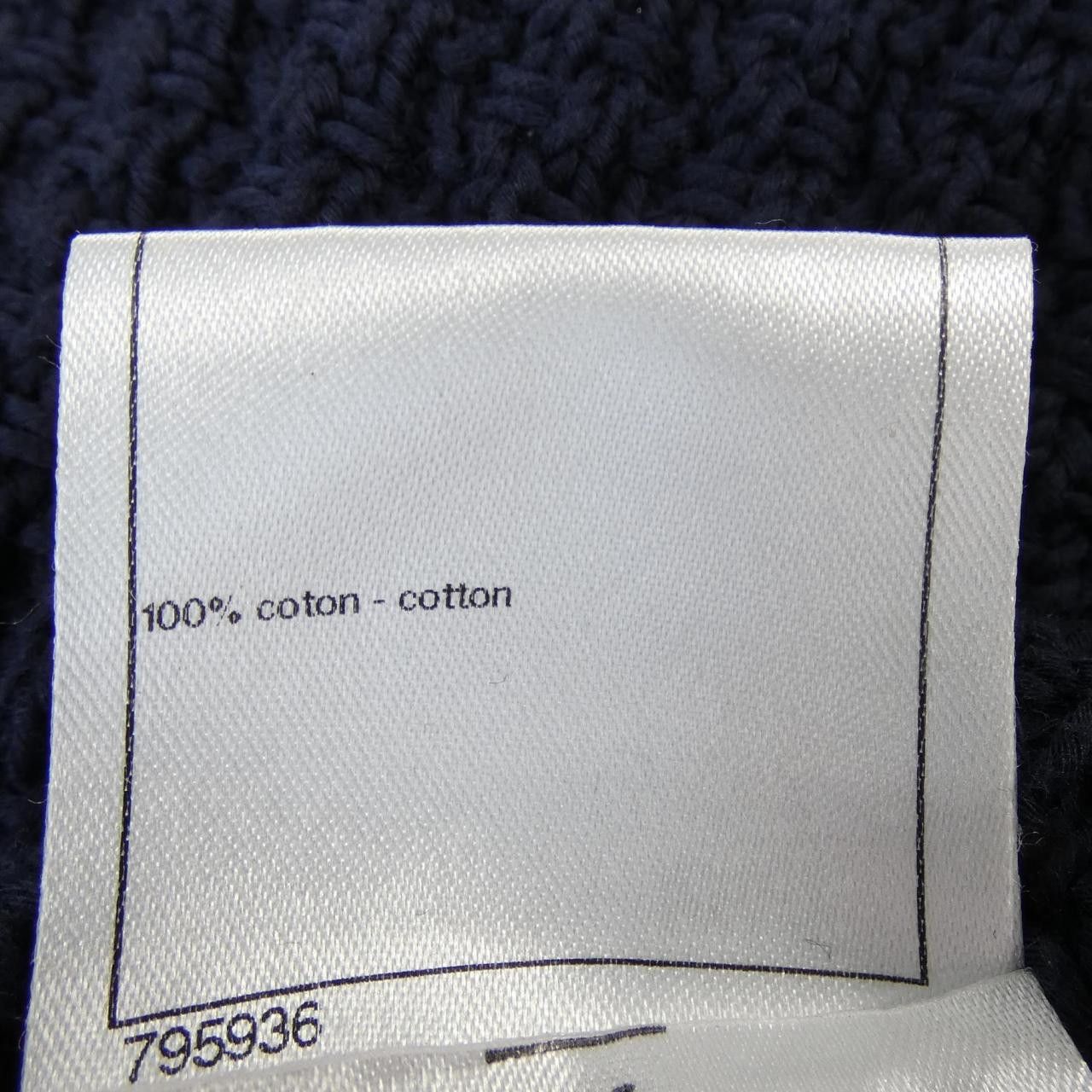 Chanel Chanel Chanel P40706K02995 Cardigan Others Tops P40706K02995 DUTY FREE for USA Size ONE SIZE - 3 Thumbnail