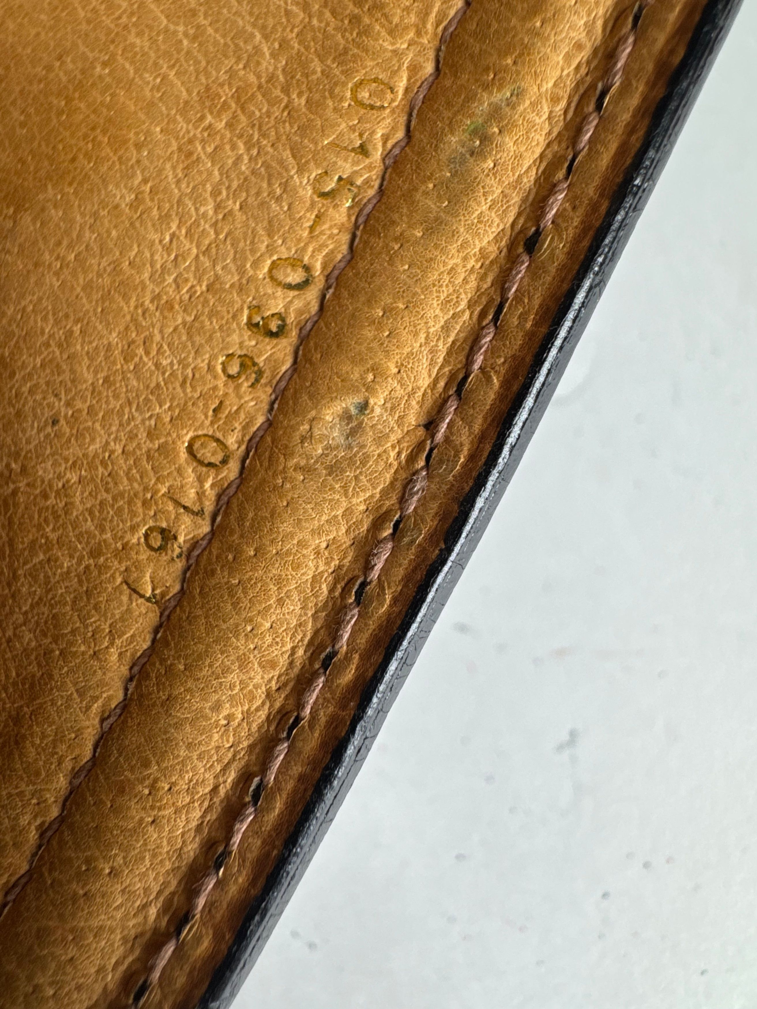 Gucci Vintage Leather Clutch Black Size ONE SIZE - 5 Thumbnail