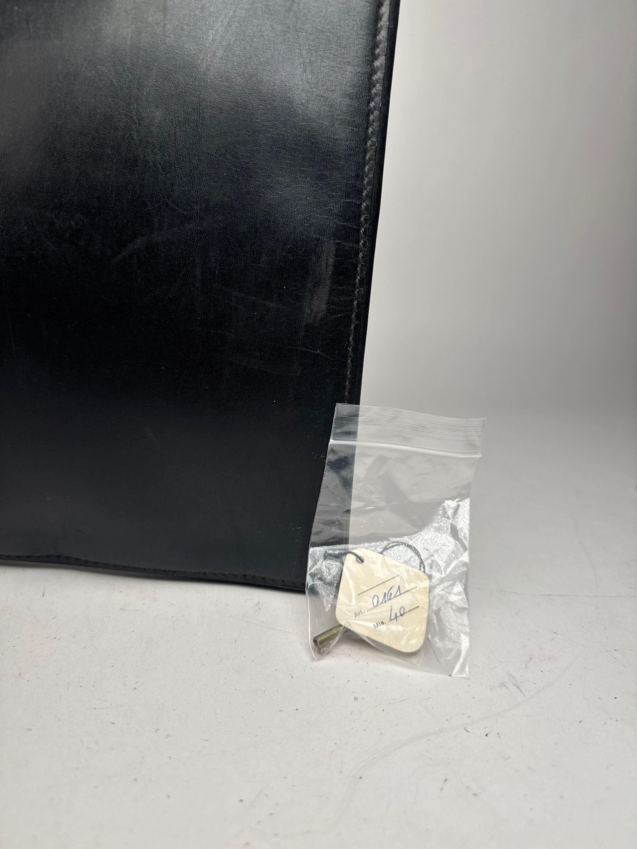 Gucci Vintage Leather Clutch Black Size ONE SIZE - 8 Thumbnail