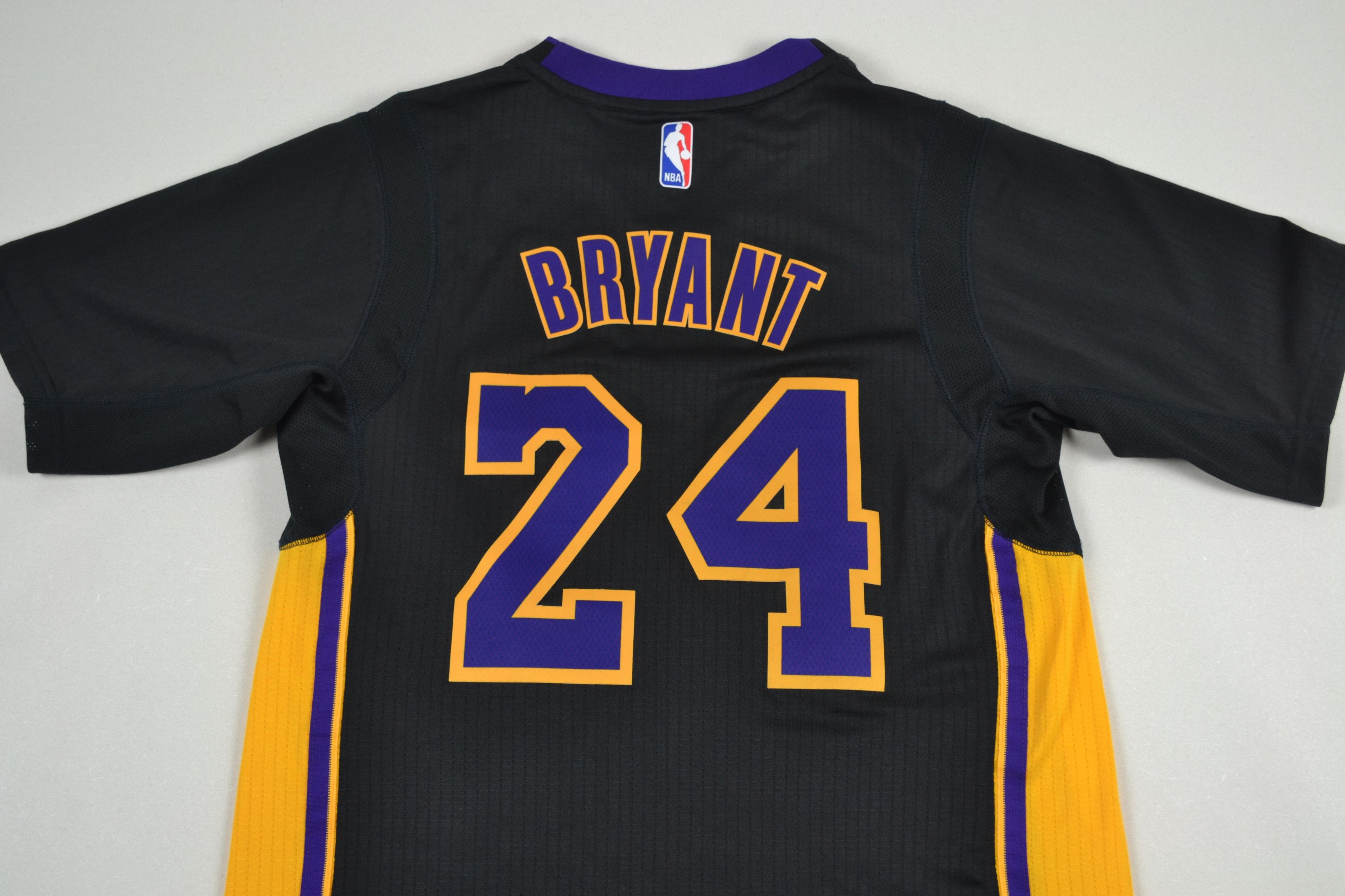 Los angeles lakers kobe bryant hollywood nights swingman jersey online