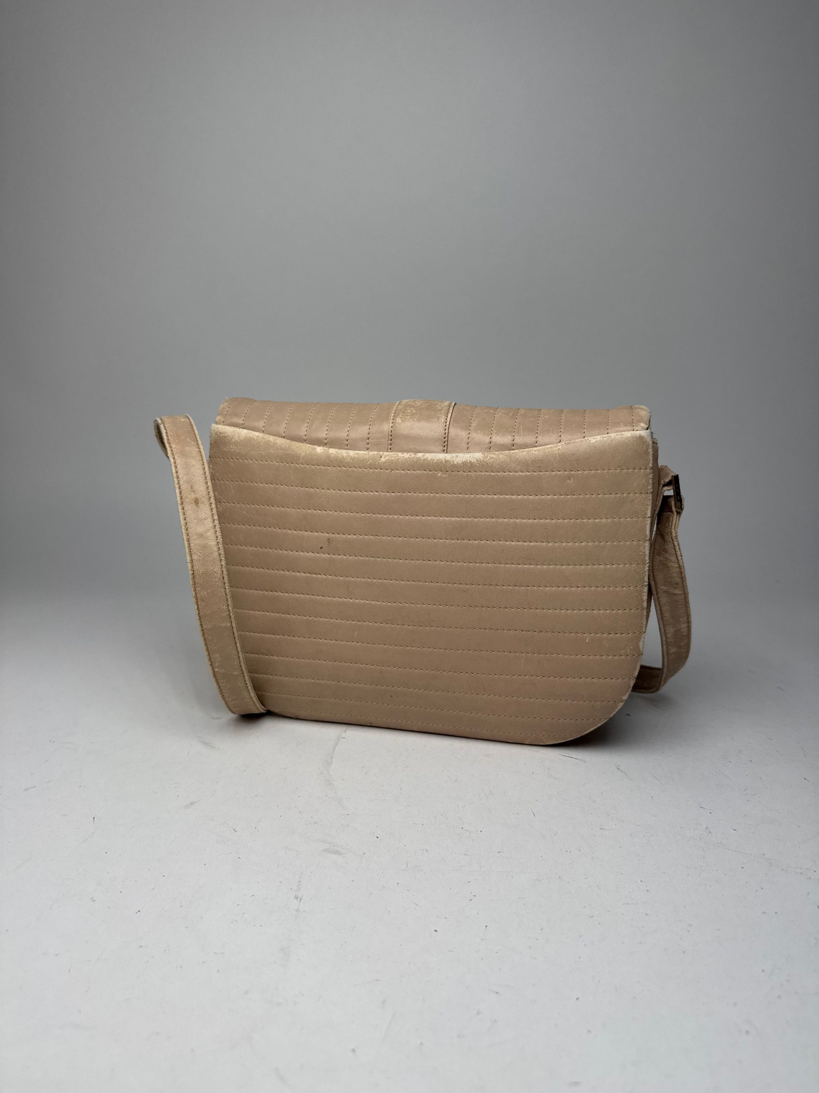 Givenchy Vintage Crossbody Leather bag beige Size ONE SIZE - 9 Thumbnail
