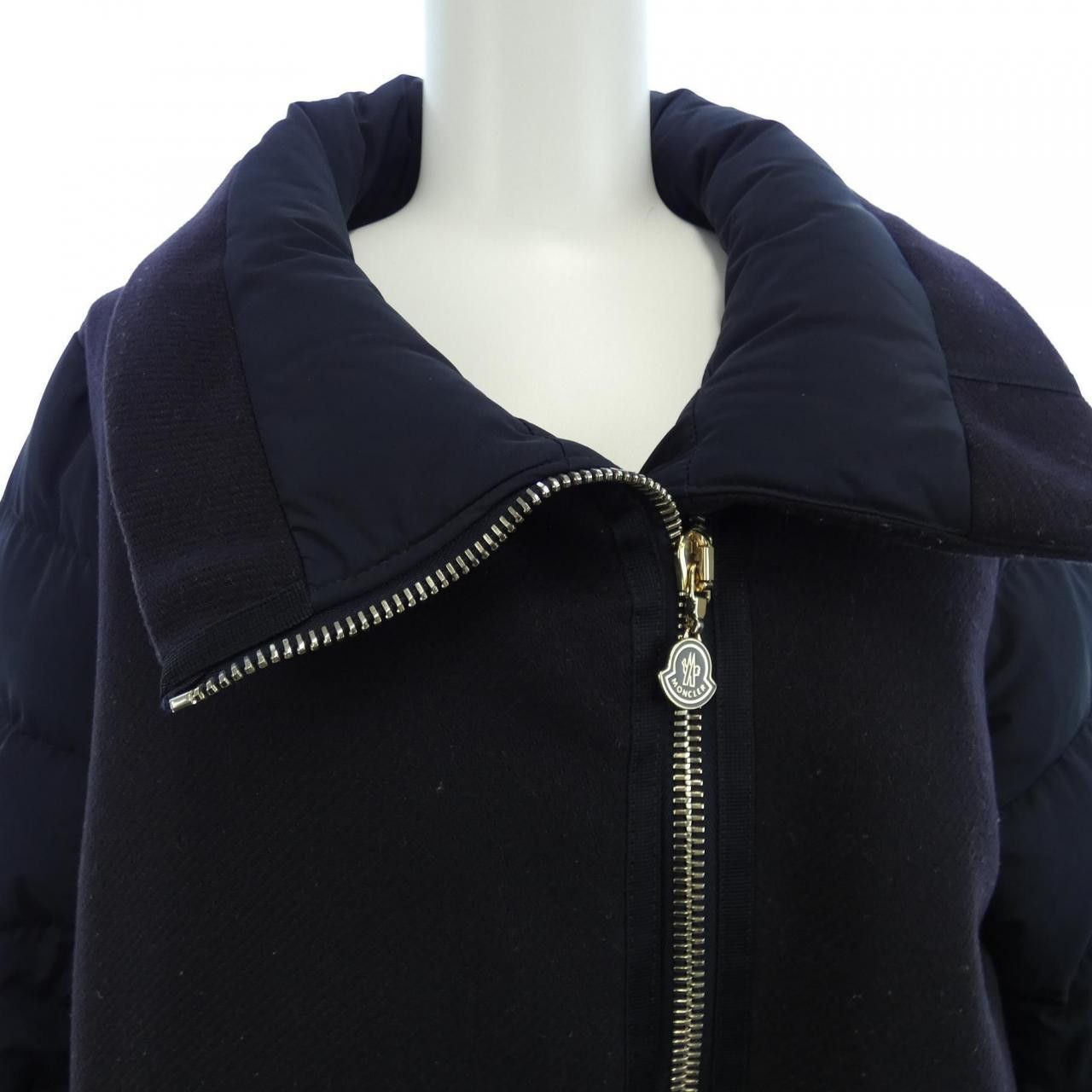 Moncler Moncler Moncler AGLAIA Down Coat Others Outerwear AGLAIA DUTY FREE for USA Size ONE SIZE - 7 Thumbnail