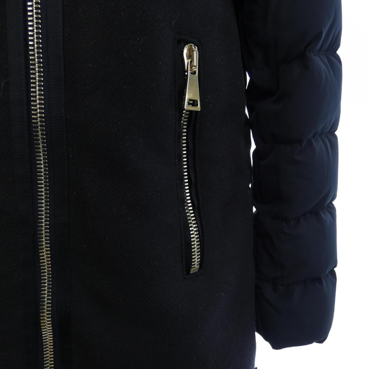 Moncler Moncler Moncler AGLAIA Down Coat Others Outerwear AGLAIA DUTY FREE for USA Size ONE SIZE - 8 Thumbnail