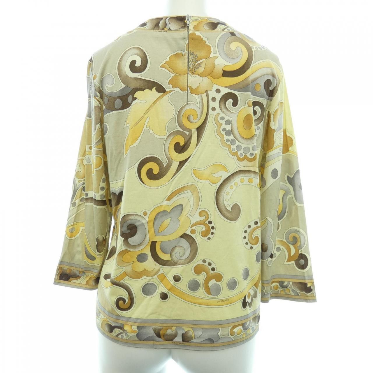 Other Other Leonard Fashion Top Others Tops DUTY FREE for USA Size ONE SIZE - 2 Thumbnail