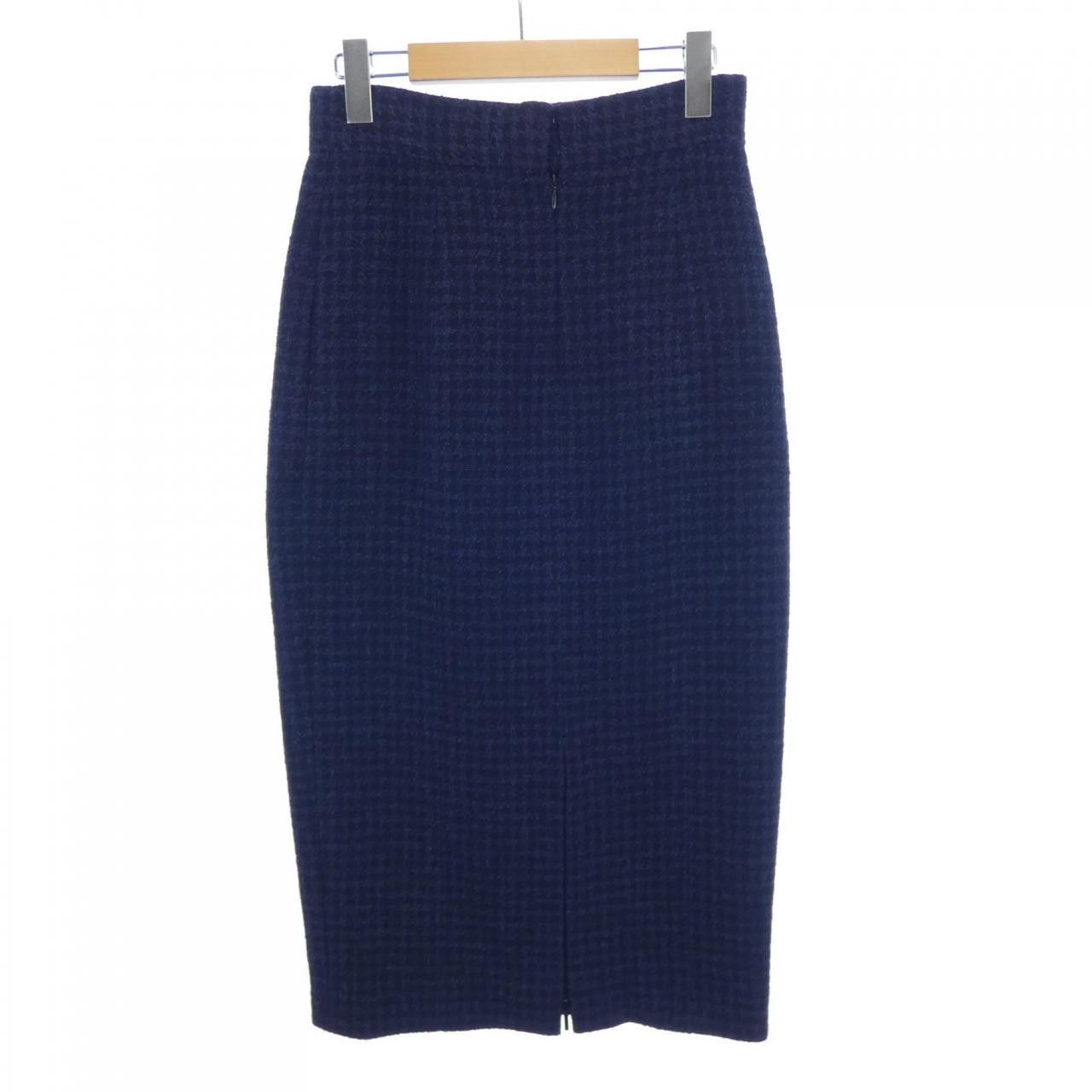 Chanel Chanel Chanel Skirt Skirt Others Skirts P57251V43218 DUTY FREE for USA Size ONE SIZE - 2 Thumbnail