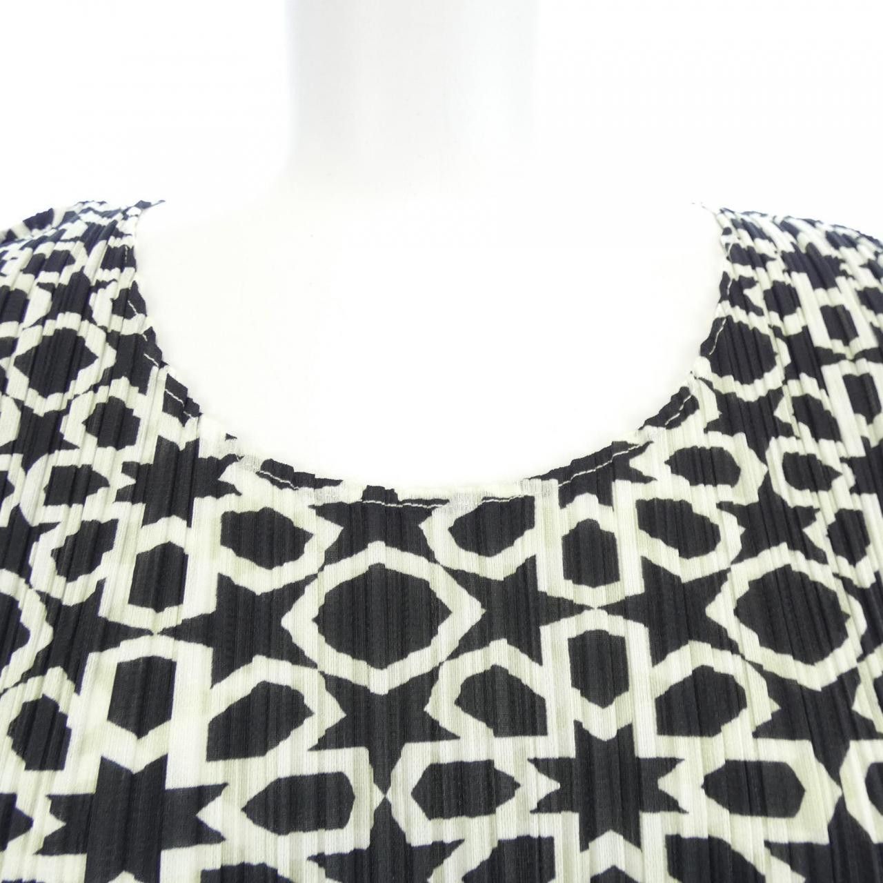 Other Other Pleats Please Top Others Tops PP51-JK644 DUTY FREE for USA Size ONE SIZE - 4 Thumbnail