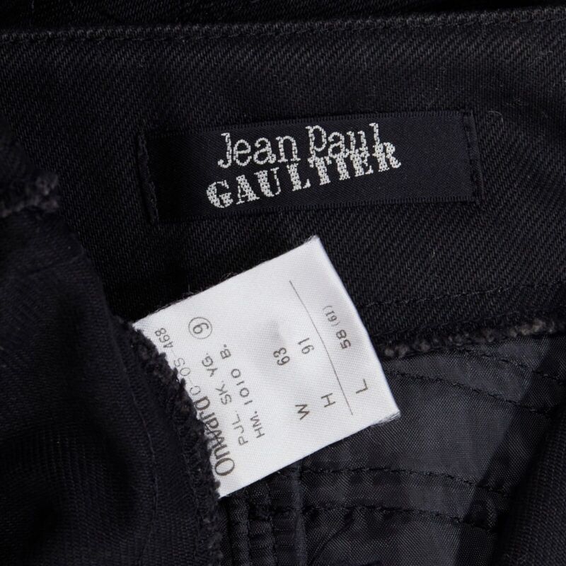 Jean Paul Gaultier JEAN PAUL GAULTIER black cotton dual zip circle stitch padded bum skirt 25" Size 27" / US 4 / IT 40 - 11 Thumbnail