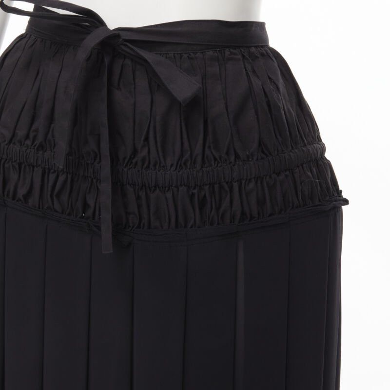 Comme des Garcons vintage COMME DES GARCONS 2001 black red floral embroidered peplum crin skirt M Size 28" / US 6 / IT 42 - 7 Thumbnail