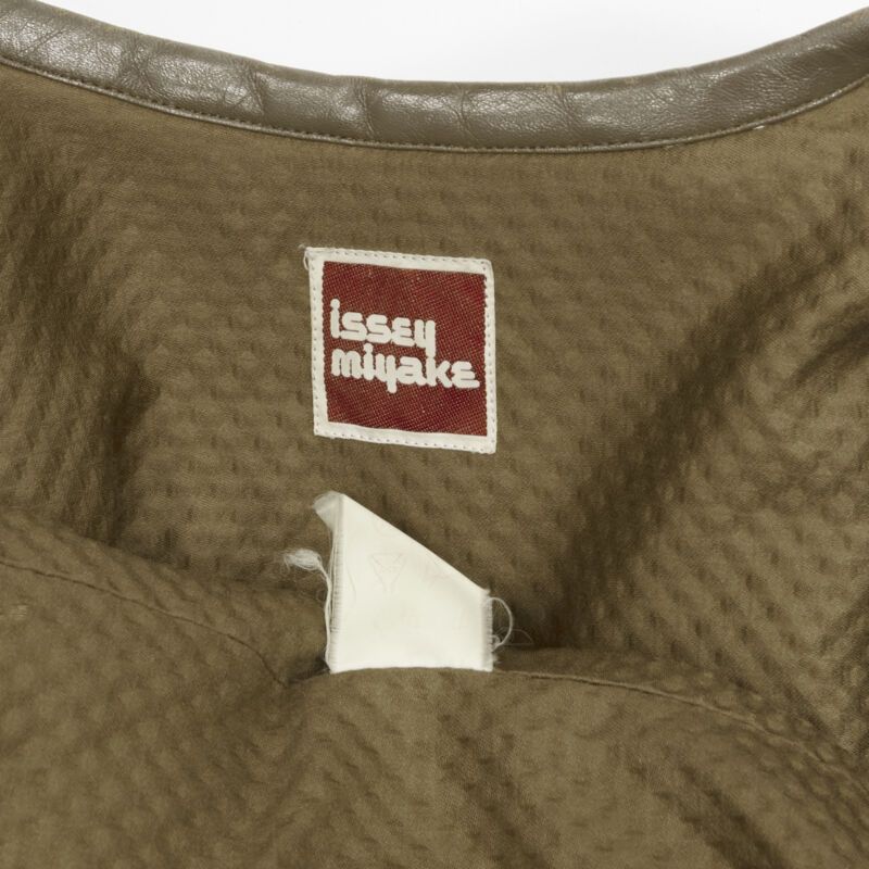 Issey Miyake vintage ISSEY MIYAKE 1980's brown waffle textured cloque leather trim jacket M Size M / US 6-8 / IT 42-44 - 9 Thumbnail