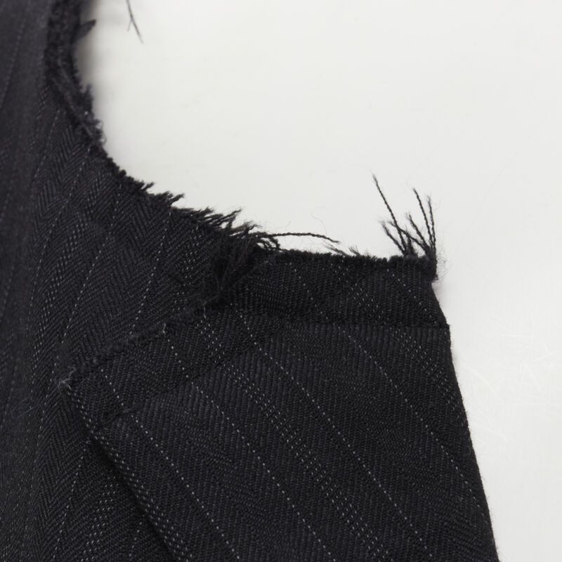 Comme des Garcons COMME DES GARCONS 1994 dark grey pinstripe frayed cut collar boxy coat M Size M / US 6-8 / IT 42-44 - 10 Thumbnail