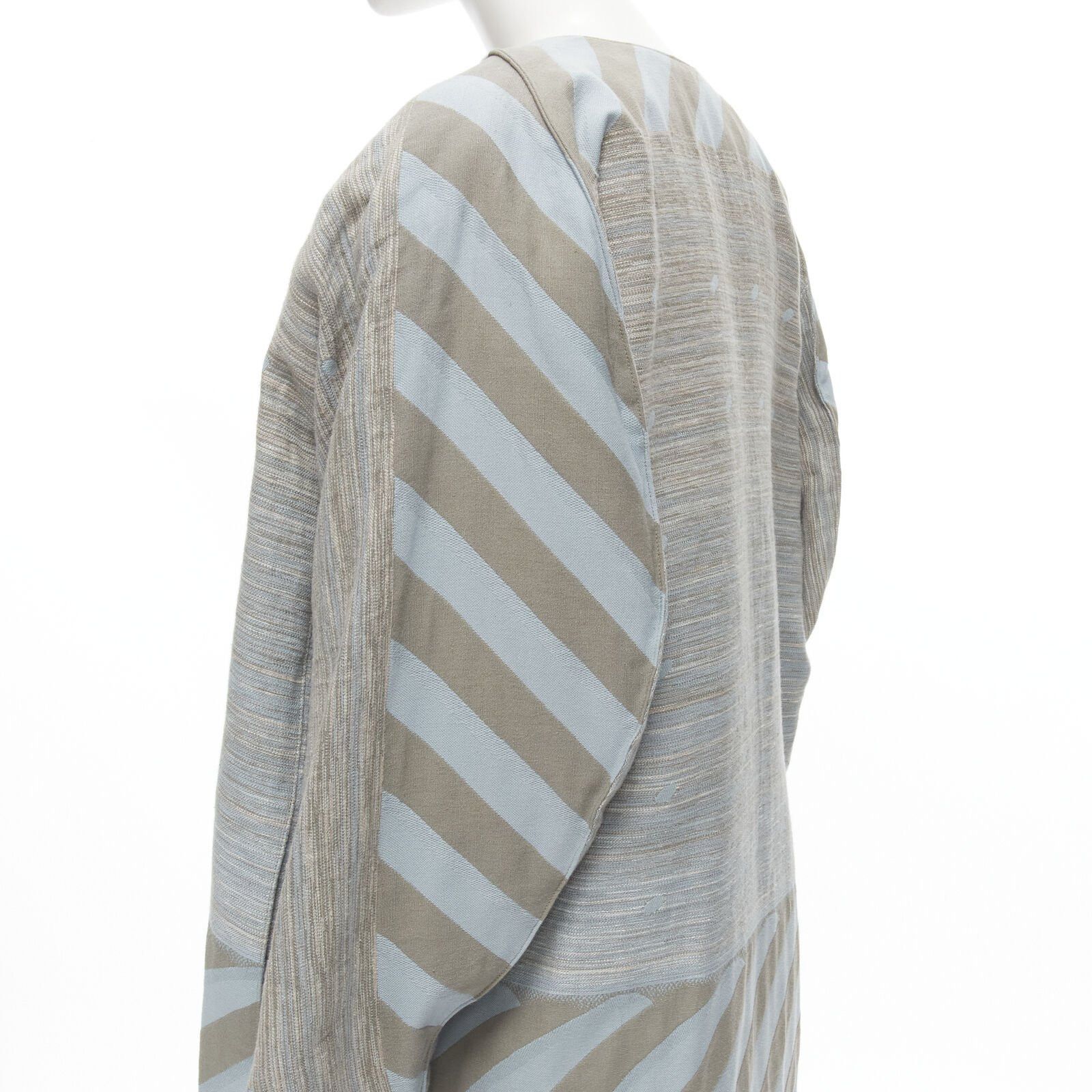 Issey Miyake ISSEY MIYAKE 1980's Vintage grey sky blue geometric jacquard Cocoon coat M Rare Size M / US 6-8 / IT 42-44 - 8 Thumbnail